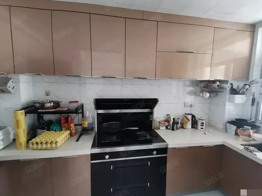 25，单价5100，洋房复式楼，南北双阳台，成色新，证件满2，视野超好