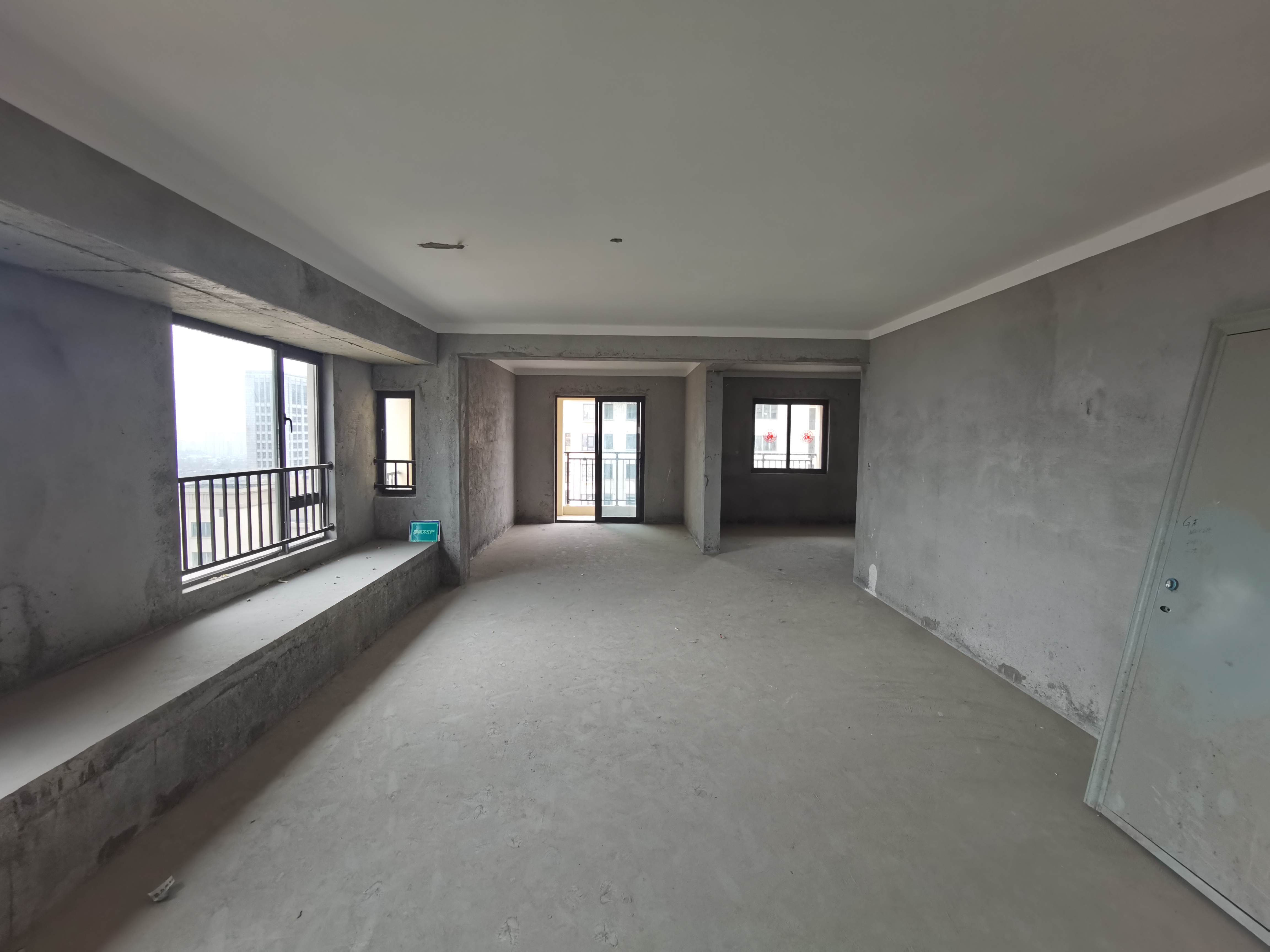 祥生观棠府毛坯大四房赠送面积超多   视野好 看房方便