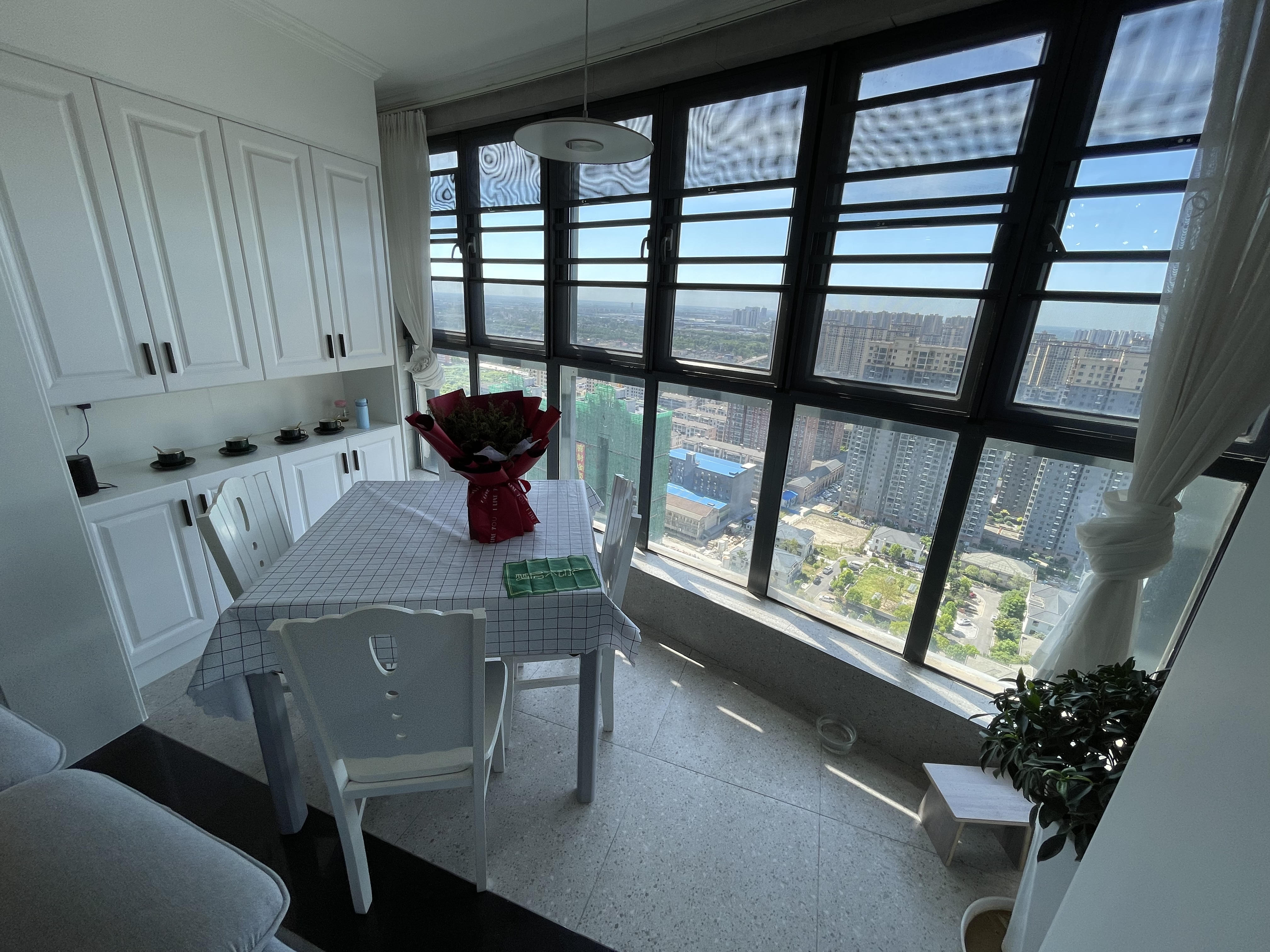 福星城双阳台精装修家电齐全直接可以住视野广阔