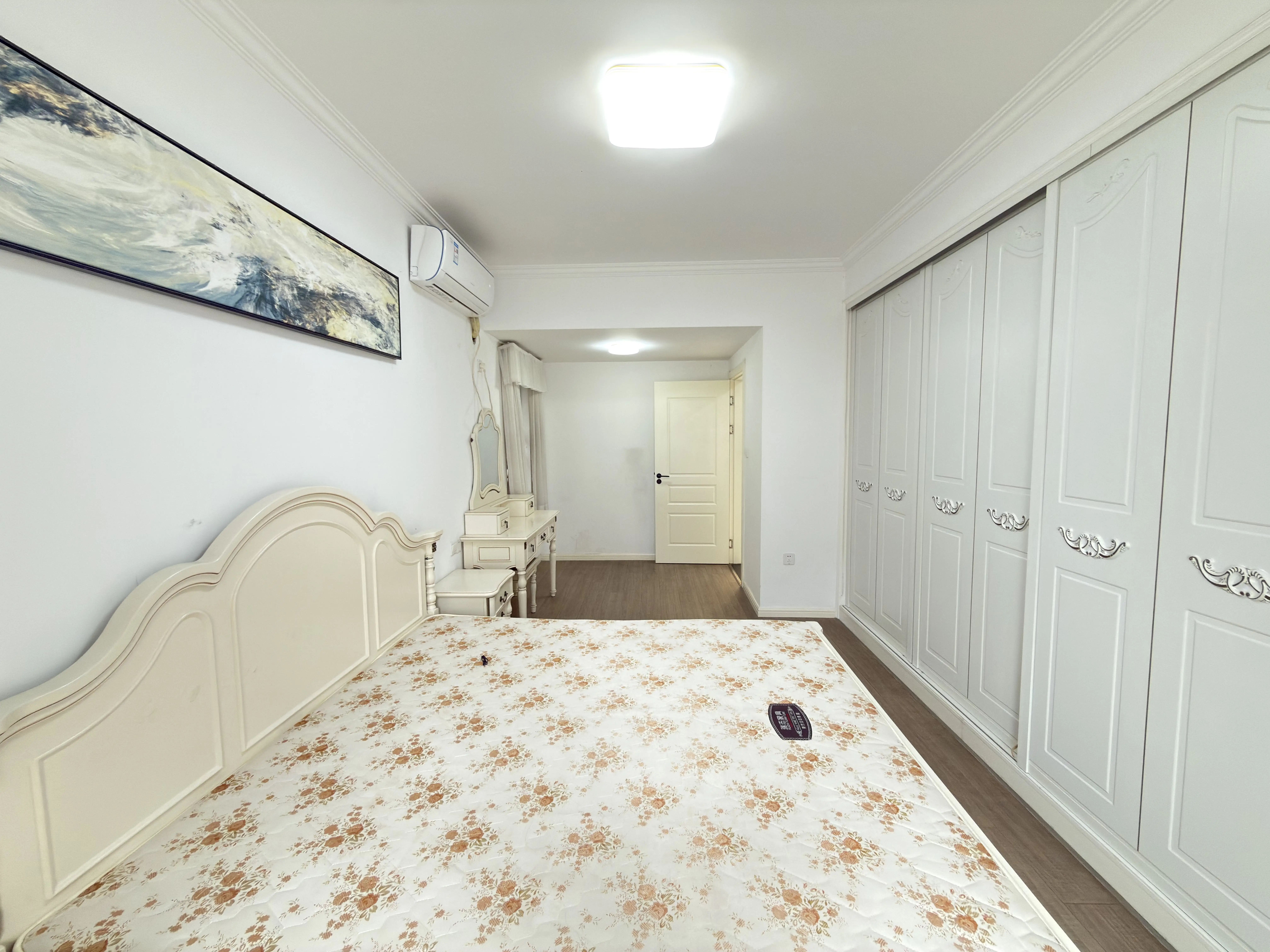 降价了，捡漏，城南，元泰未来城B2区，精装2房，中间好楼层，证满二