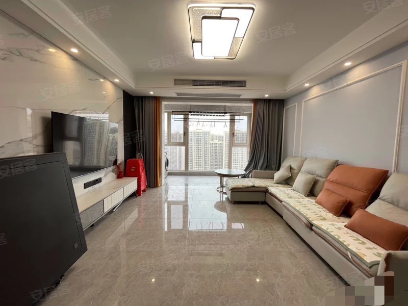 新二中二小旁，沔阳清华园，精装大三房两卫，可拎包人住！单价5字头，老证