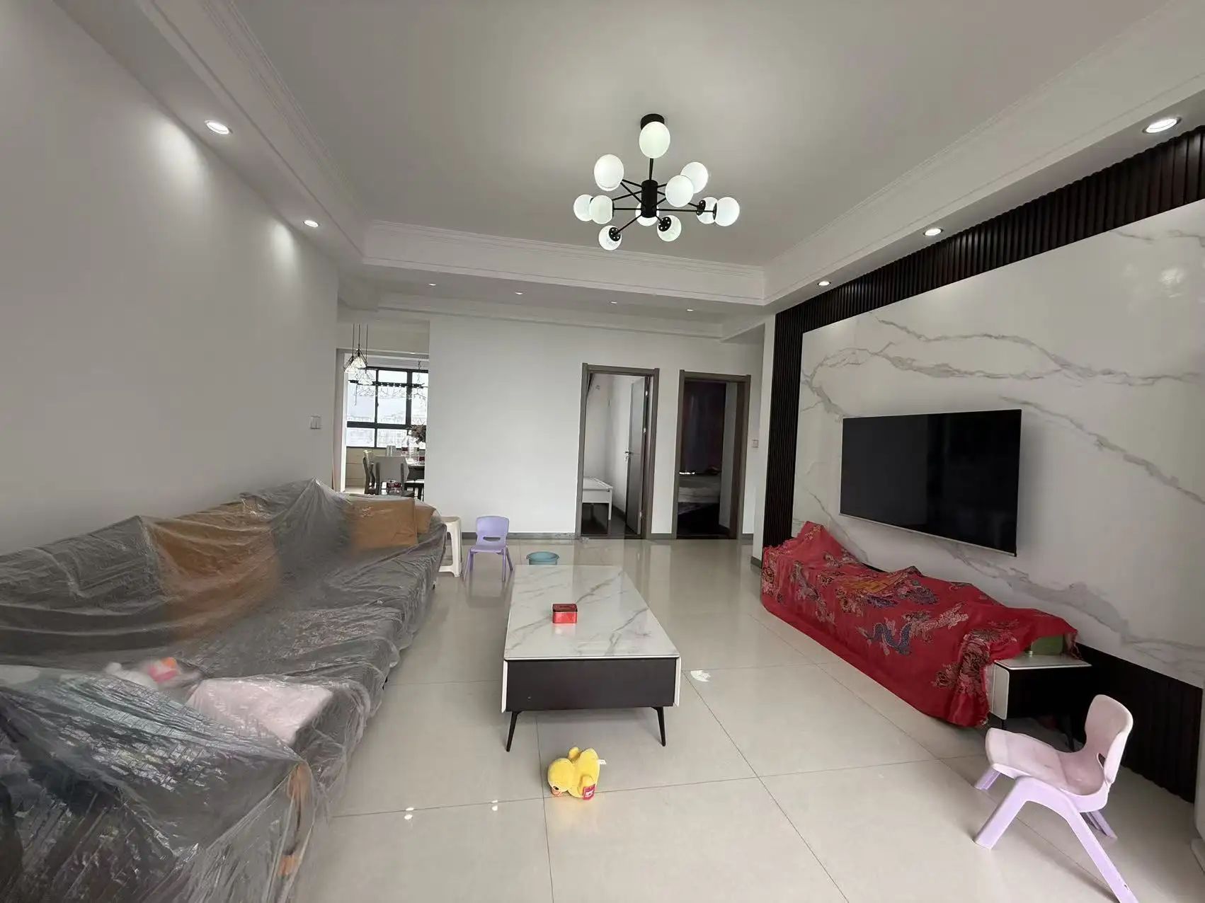 捡漏，商城旁，老三中，鸣宇尚城，电梯小高层，精装三房