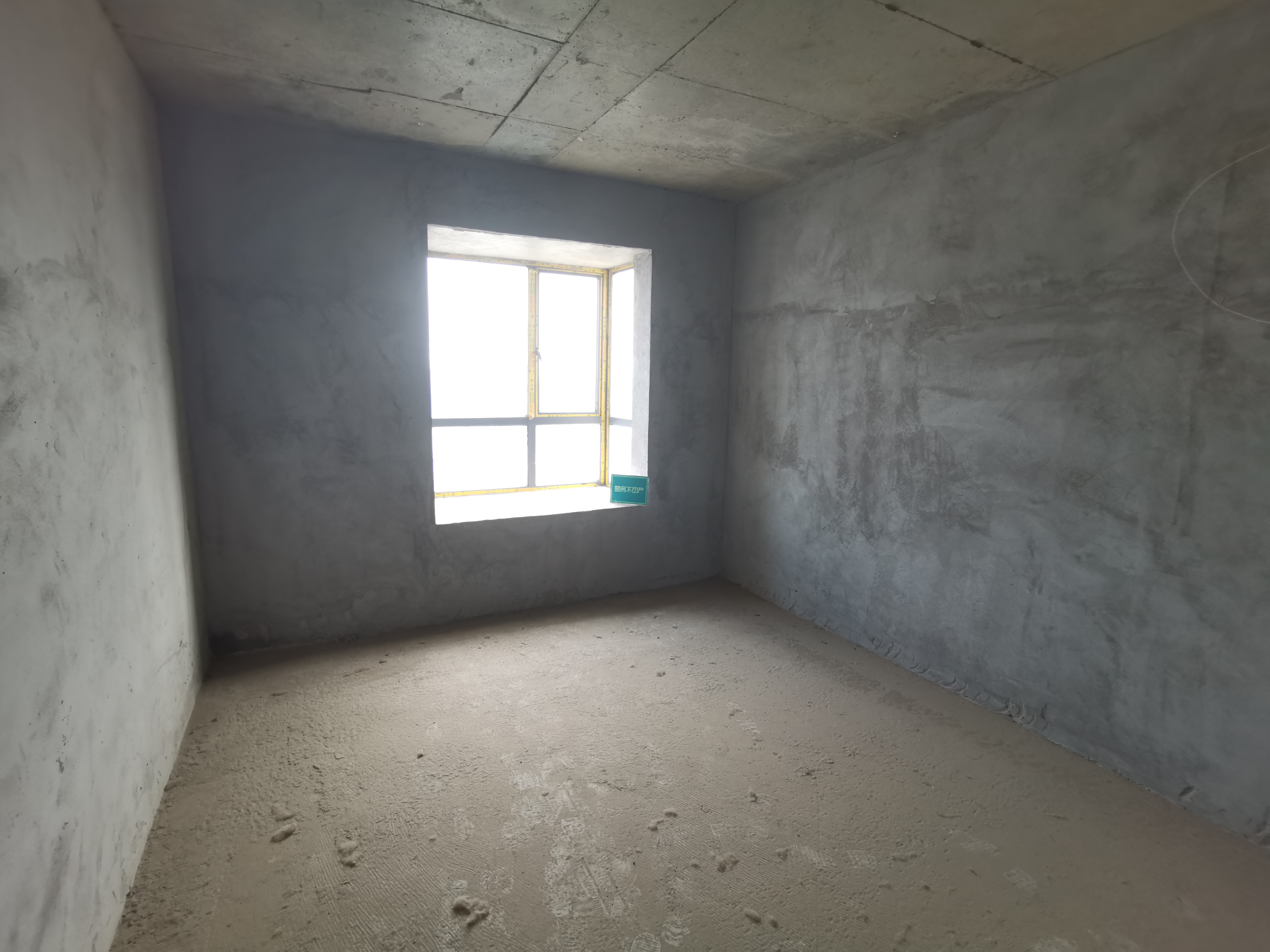 财源盛景毛坯大三房，视野 ，看房方便业主诚心卖