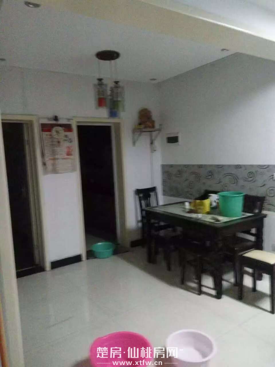 东方小区房龄新采光好三居室南北通透