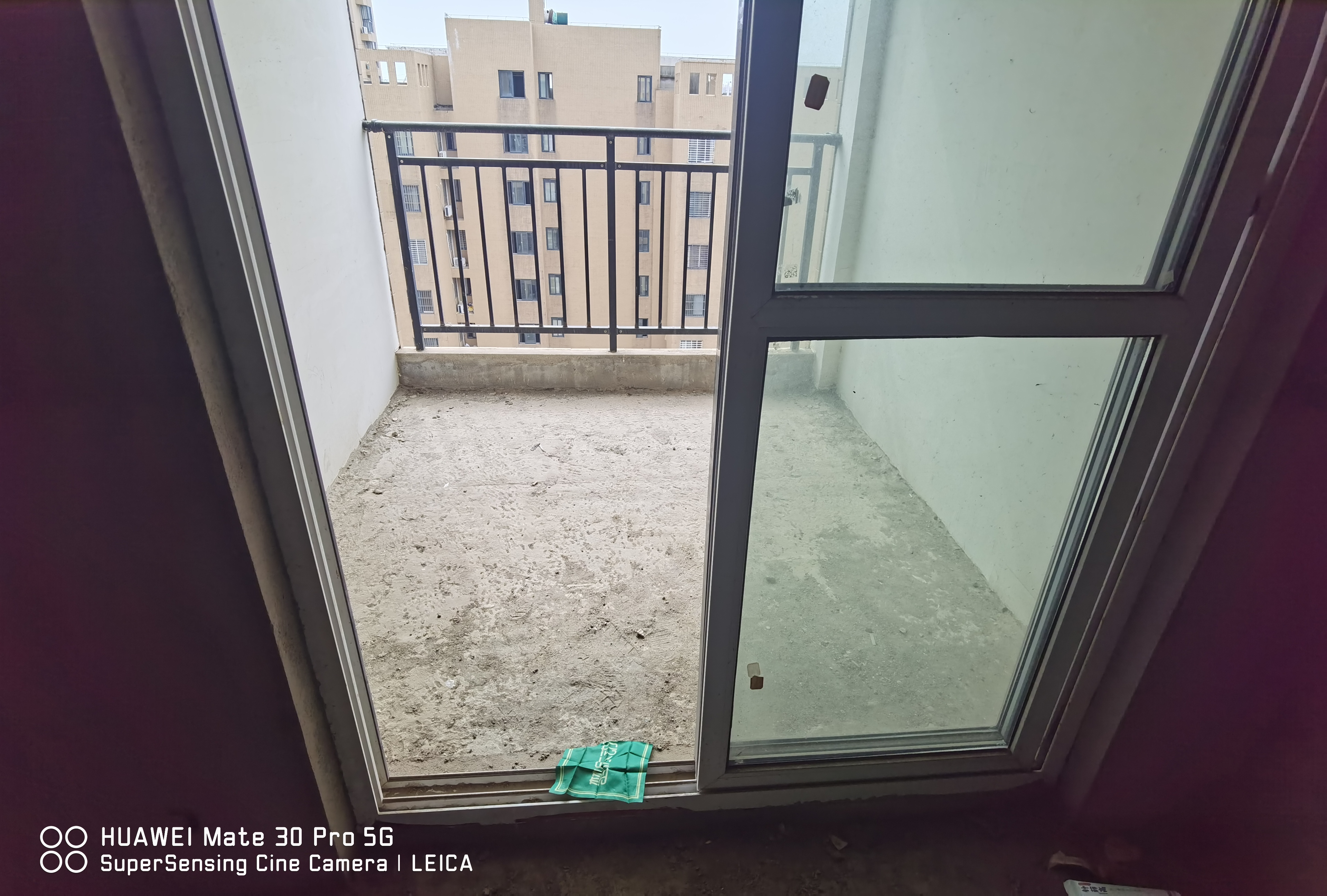 翰林公馆毛坯小三房中高楼层采光视野好出行方便