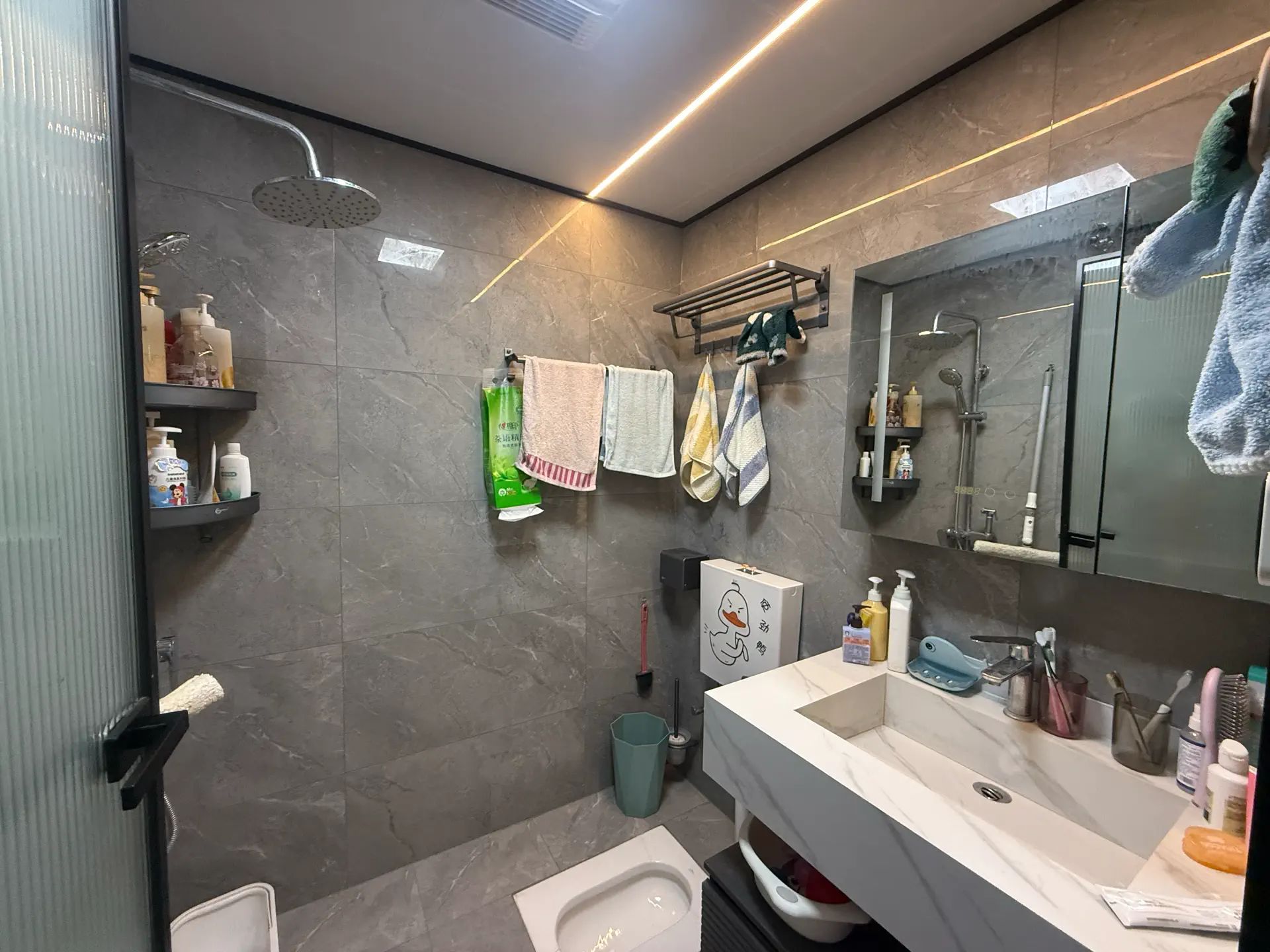 亏本，三中旁，学府名都，精装三房，凤凰楼层，装修9.5成新