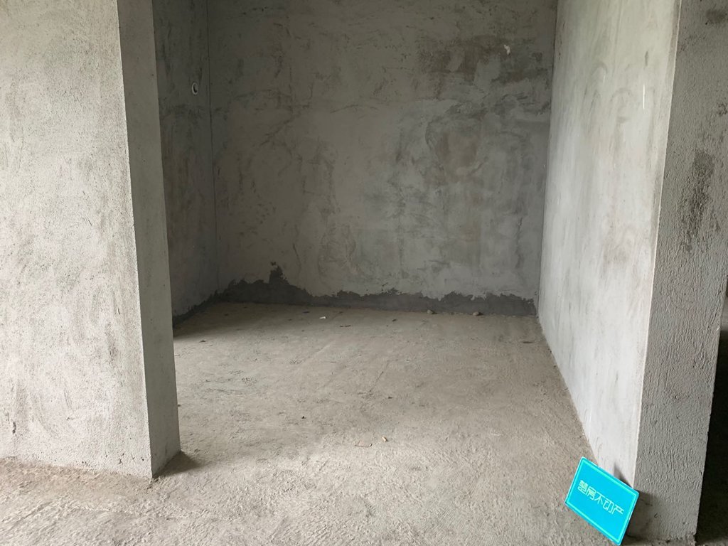 鸿昇现代城毛坯好户型新妇幼对面诚意出售楼层视野好