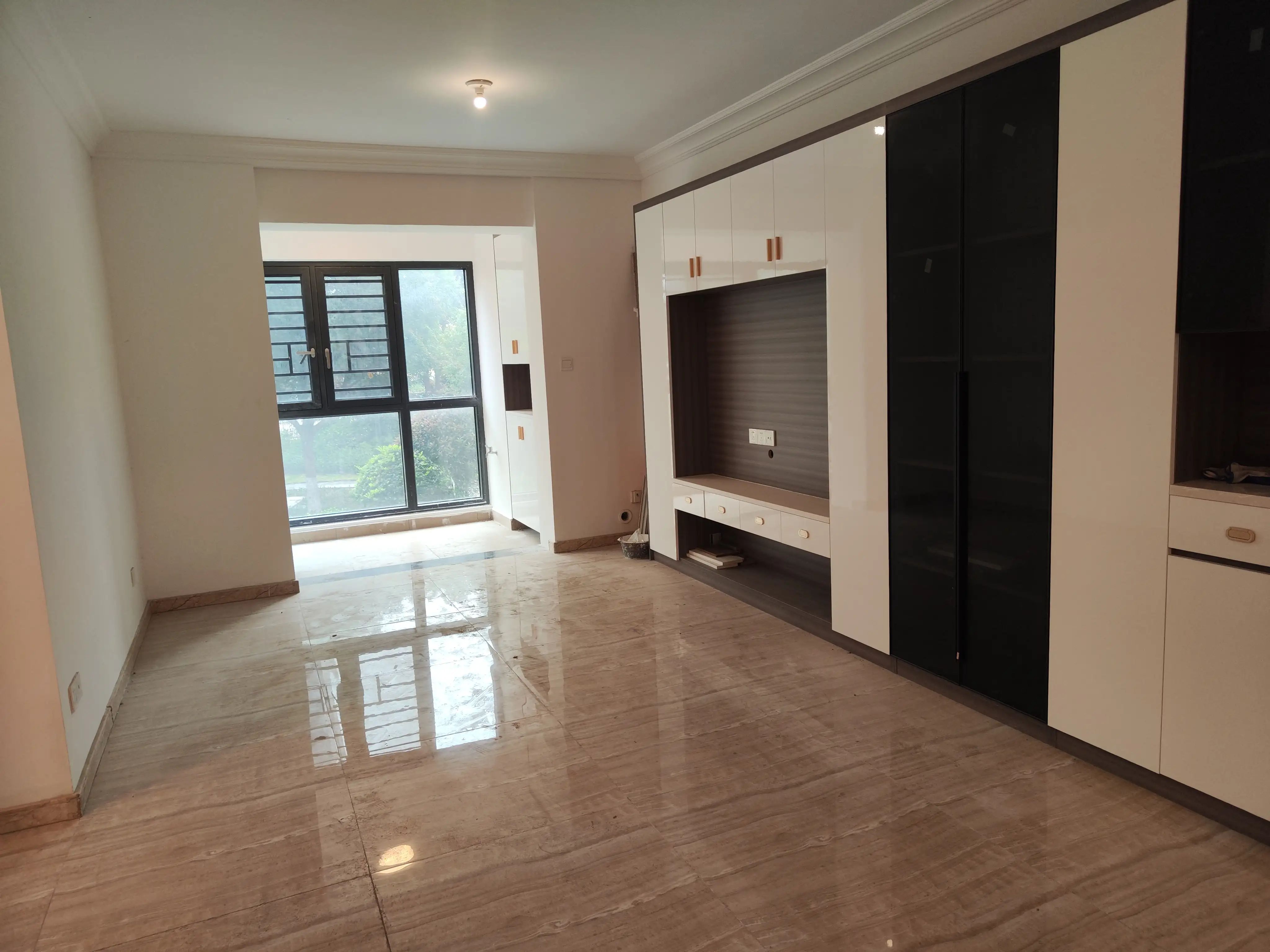 诚心出售，城南，碧桂园，精装三房两卫，证满二，南北通透