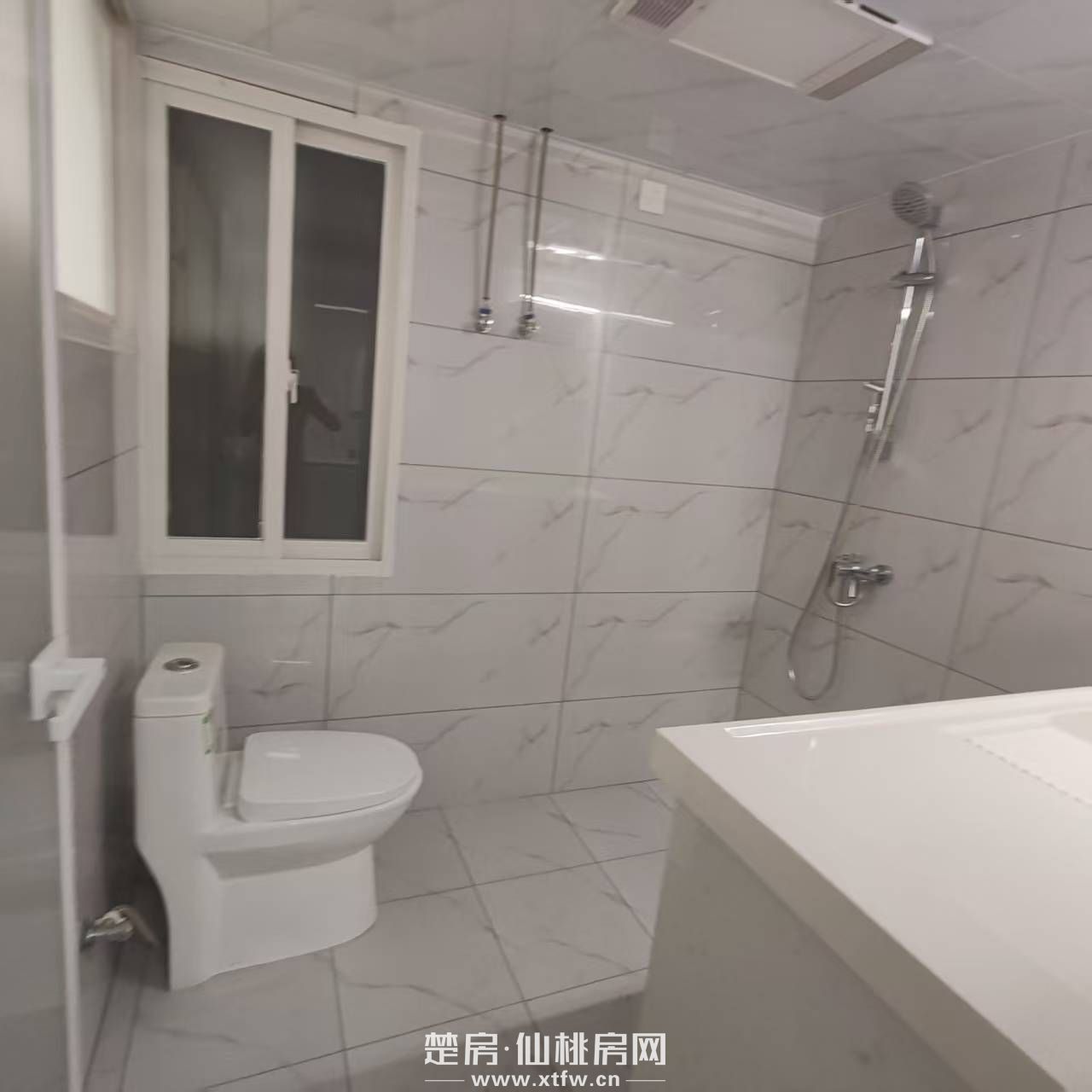 天下城市星座一期A座（纽芬兰）