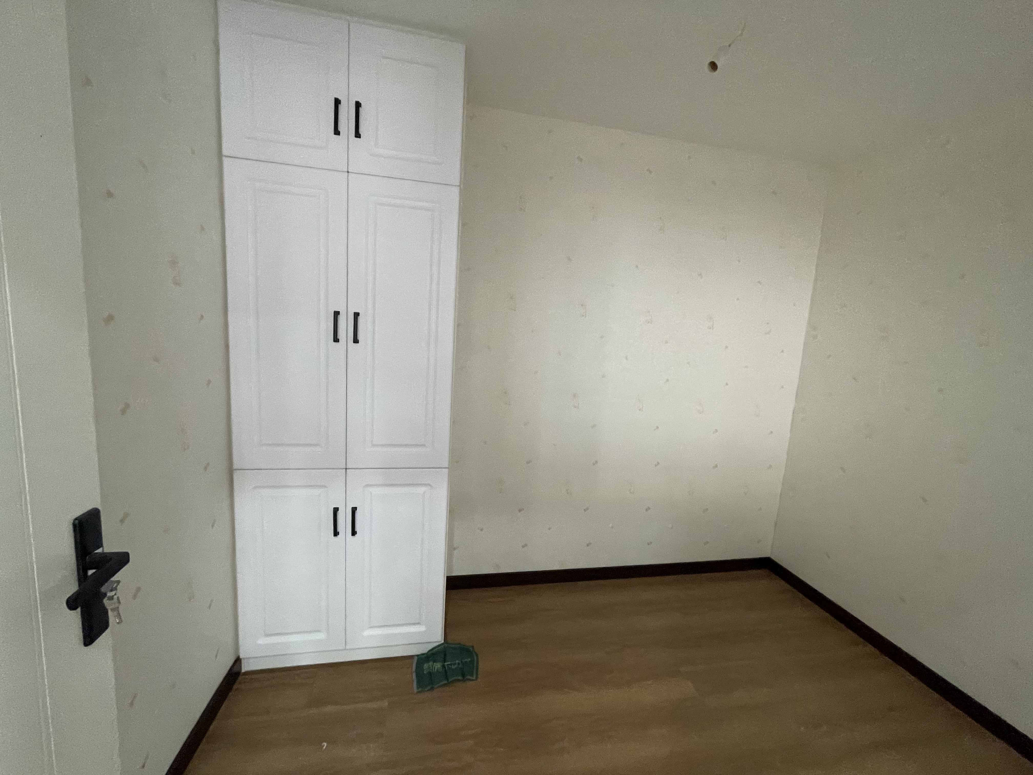 南城新区.汽车城公寓.复式.房东急售