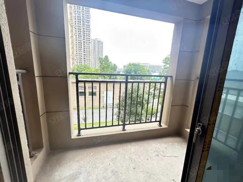 业主亏本急售，捡漏的房子，清华园，纯边户，小高层，一梯一户，