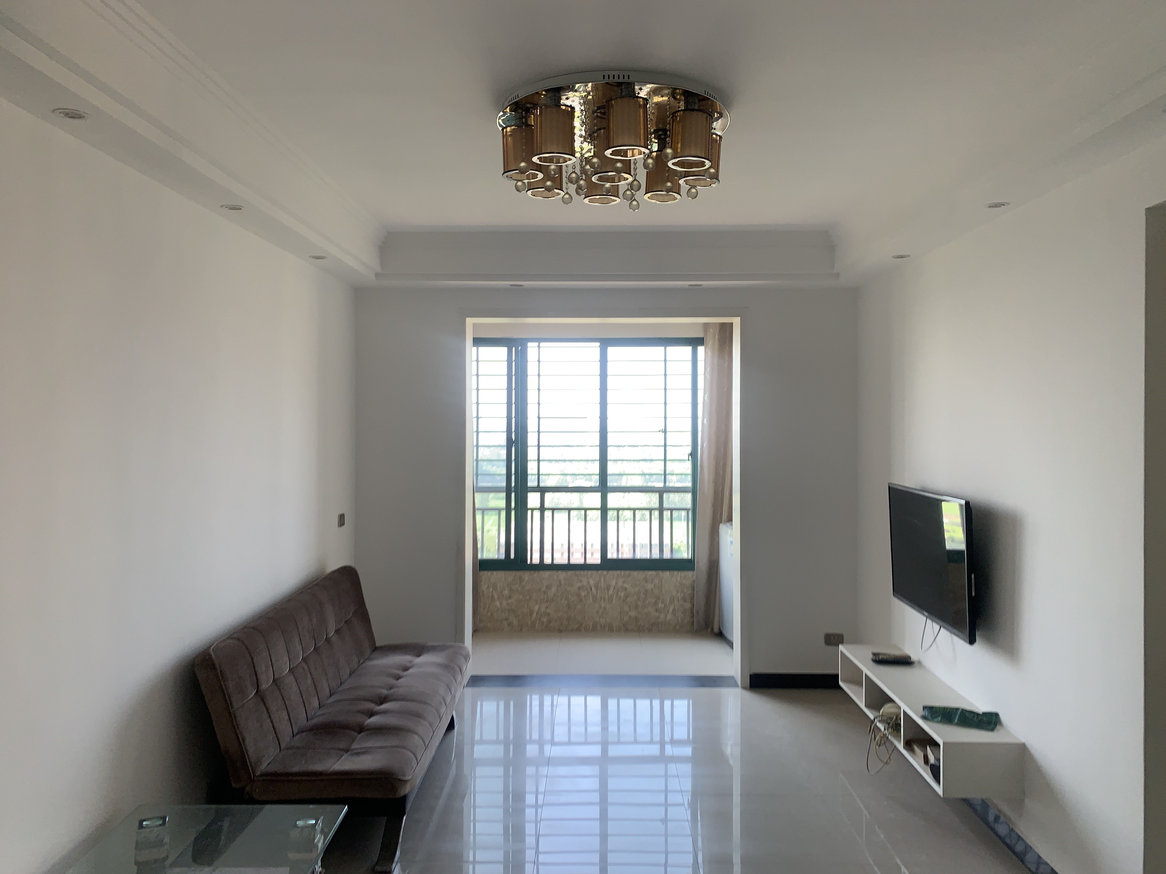 好消息 好消息 急售漫城林语 一中对面 两证齐全