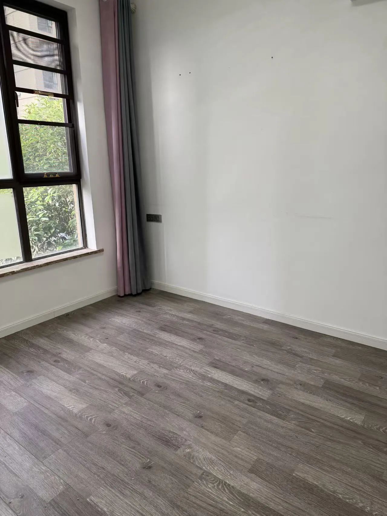 捡漏，沔街旁，颐和公馆，精装四房，单价3600，证满二