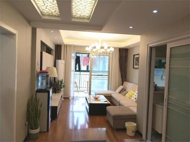 重点来啦！新城一号精装三房，证满二，拎包入住，坐拥城市繁华