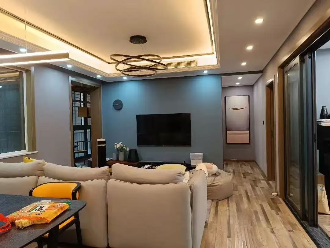 降价了，捡漏，城南，森林‮际国‬城，‬边户，好楼层12楼，带车位，证满二