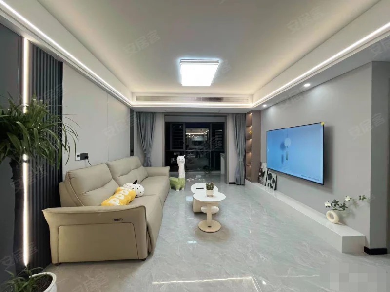 急售 ,满庭春7期 ，精装三房两卫，全新装修 ,好楼层，兔宝宝板材 格力中央空调, 毛坯价格买精装