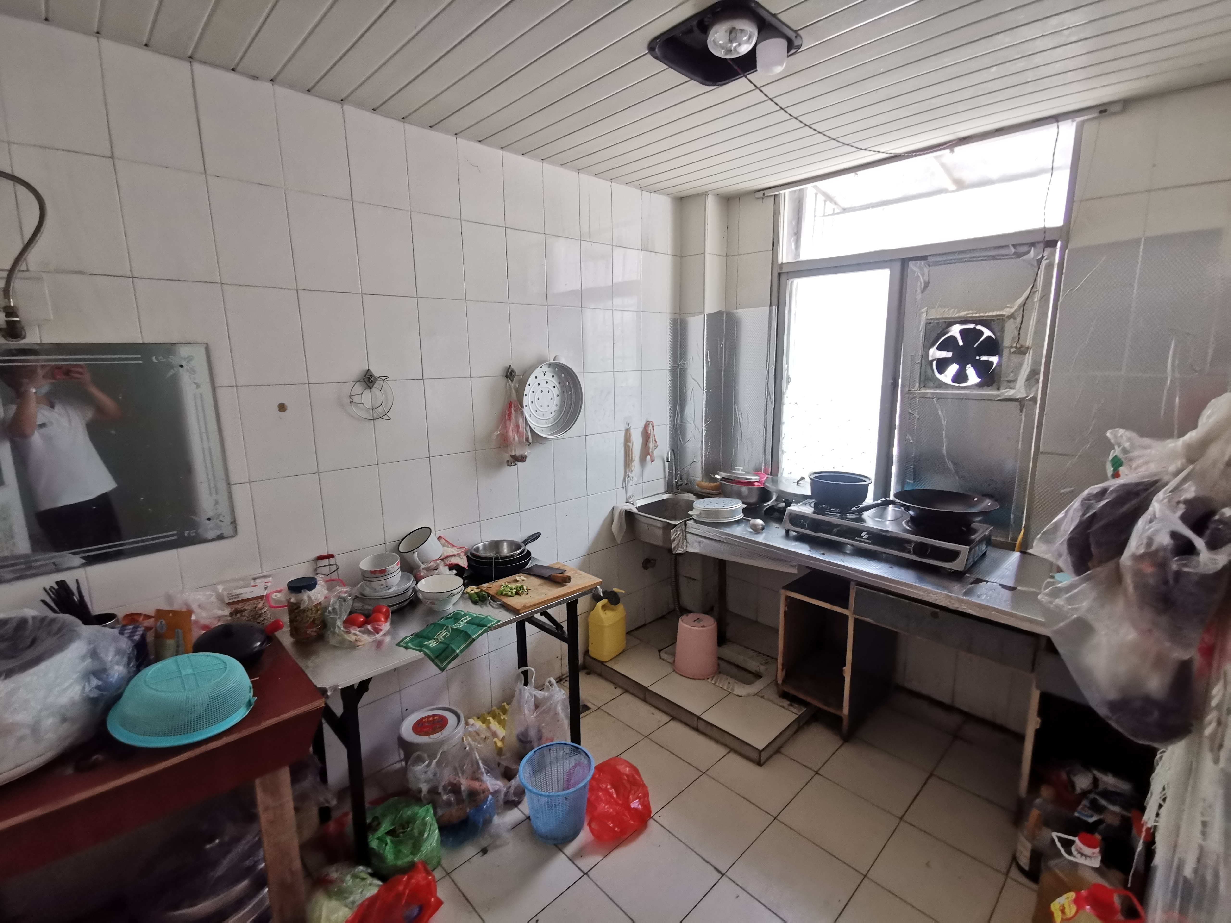 大洪小区锦瑞路私房出售地段非常好好停车实验二小老三中周边配套成熟 看房