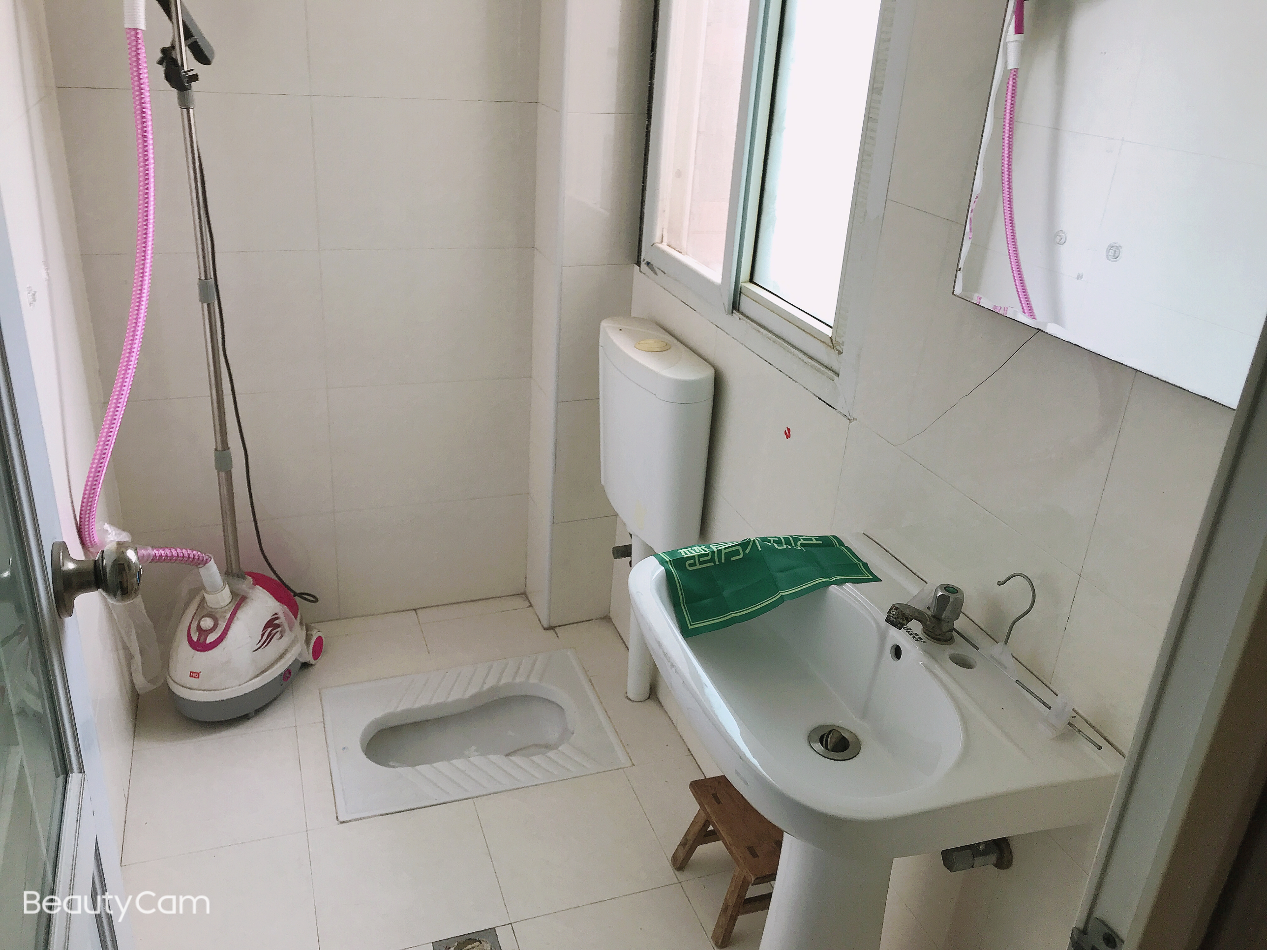 旺福园交通路商城附近精装三房好楼层拎包入住诚意出售