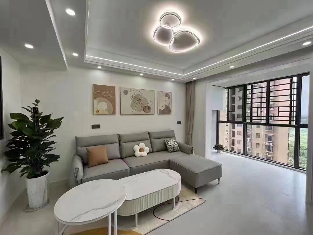 满庭春对面，队口仙桃xiao学，三中，证满二，一天未住