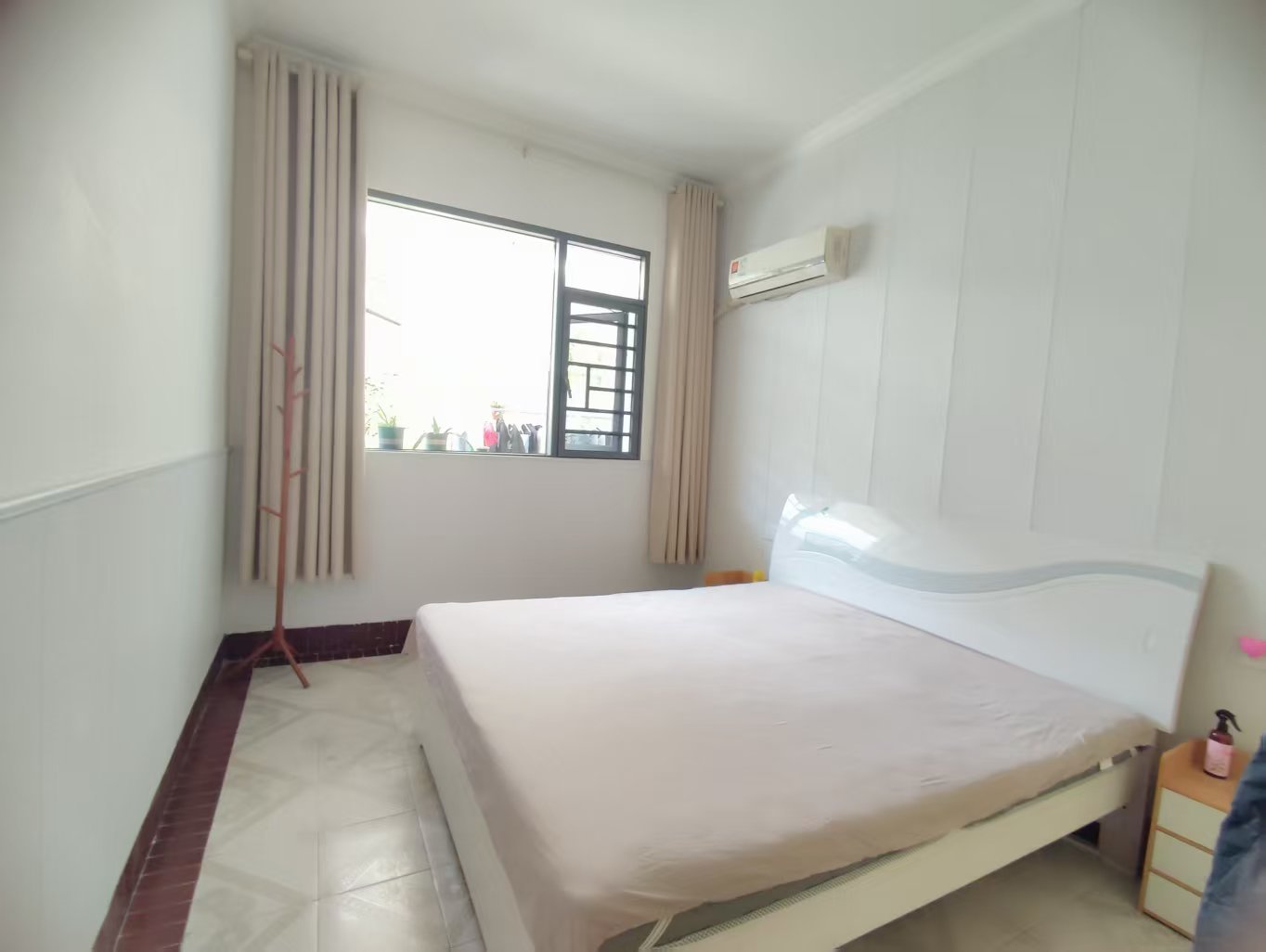 捡漏，商城旁，花园洋房，有私家花园，精装3房，