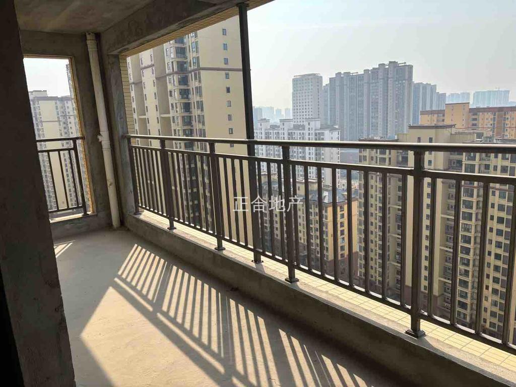 降价了！房东急售，业主亏本出，领秀城 ，21楼好楼层，证满二，单价5400