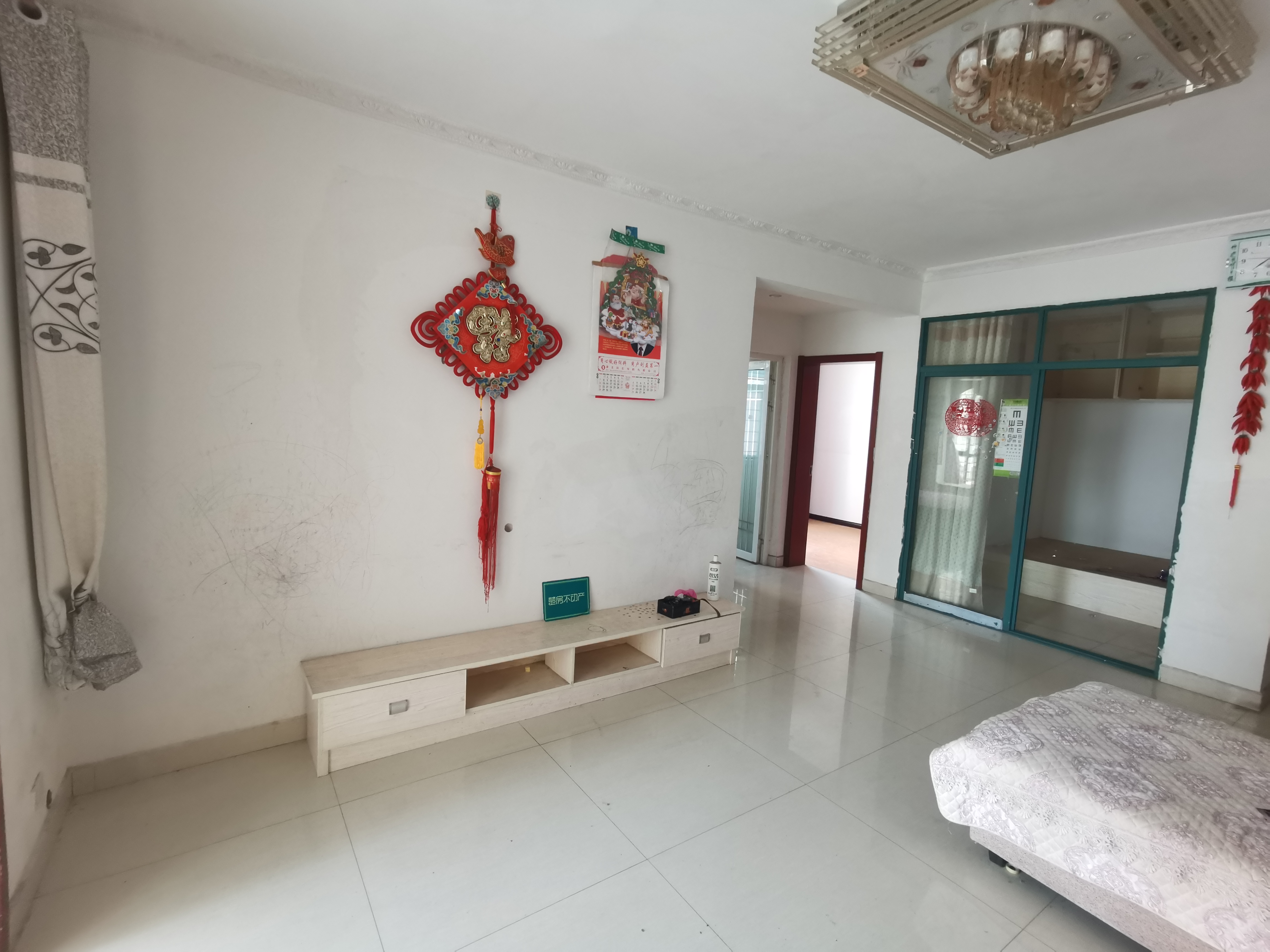 新城壹号稀缺小三房装修只卖毛坯价看房方便