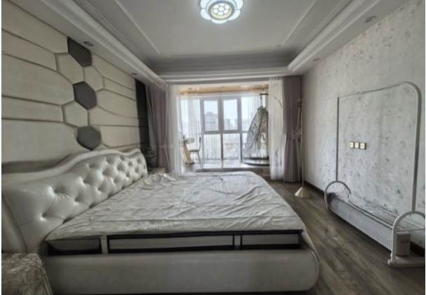 343，城南，新城一号，精装大4房2卫，电梯好楼层，全屋中央空调➕暖气，成色新，满二