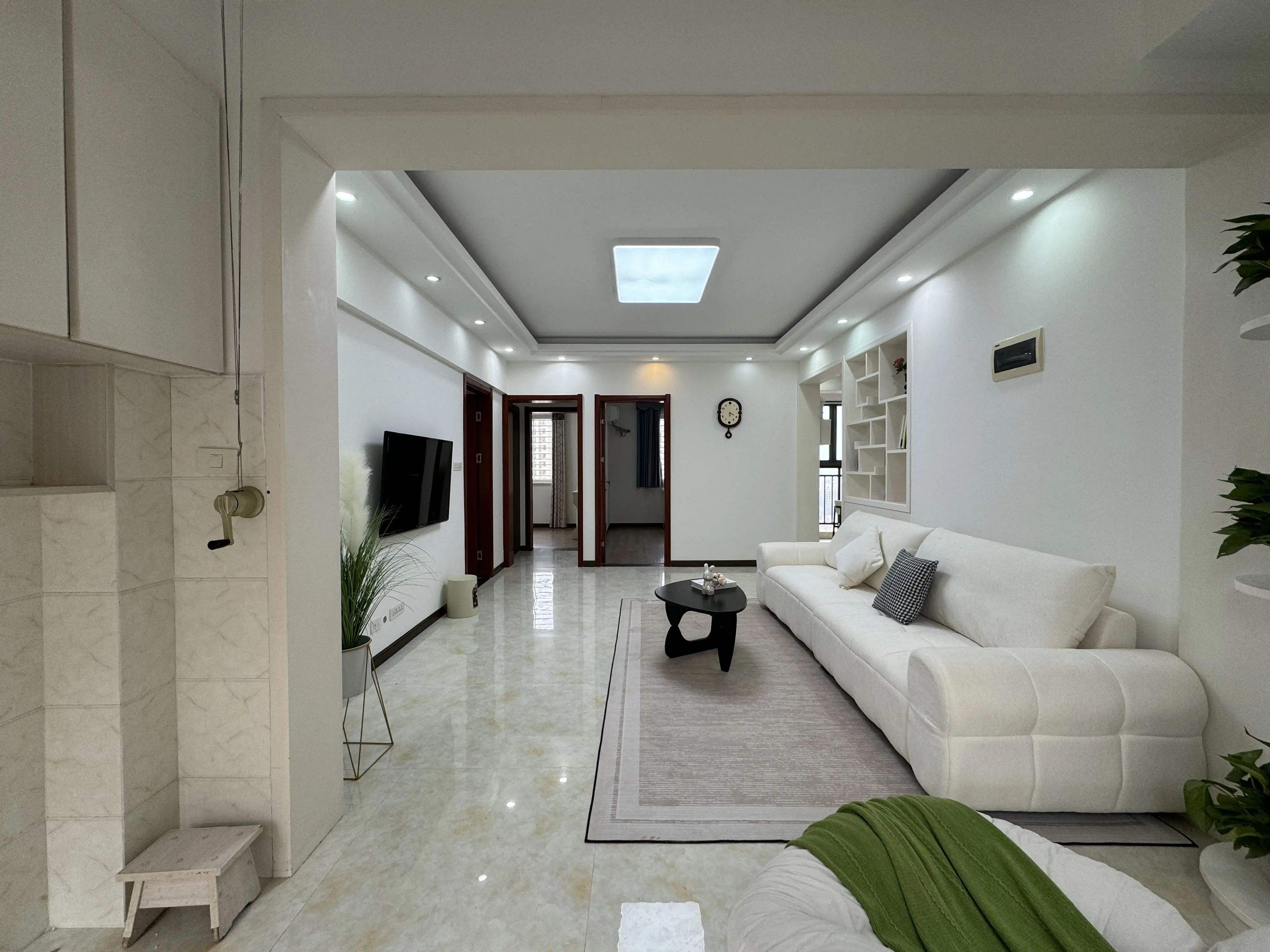 捡漏，一中对面，翰林公馆，​精装3房，边户，好楼层，单价4400，证满二