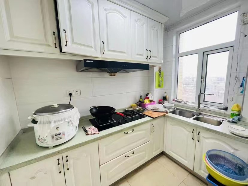 上苑一品.精装三房.看房方便