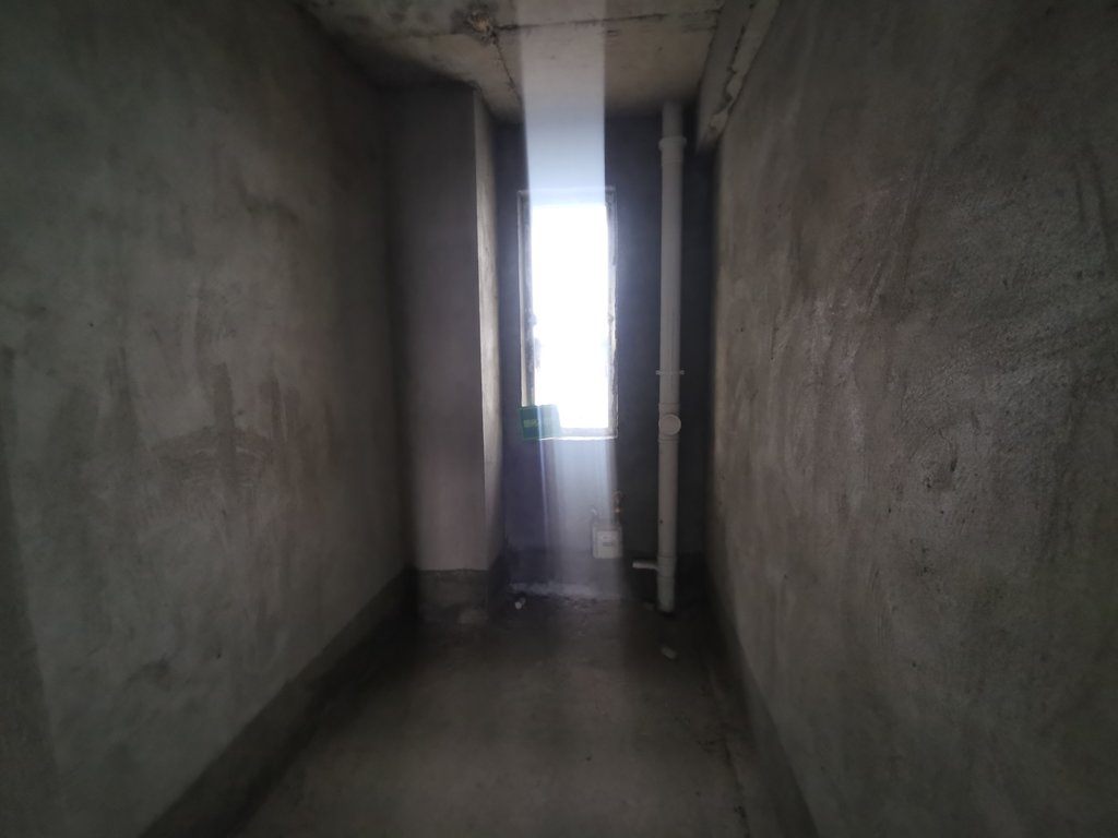 三合鑫城老城区三合鑫城毛坯三房南北双阳台送入户花园看房方便