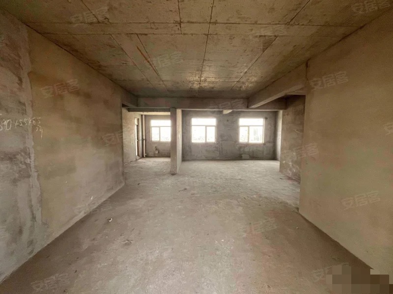 捡漏，城南，新街，电梯好楼层​，单价4000，沔阳xiao学新三中，证满二