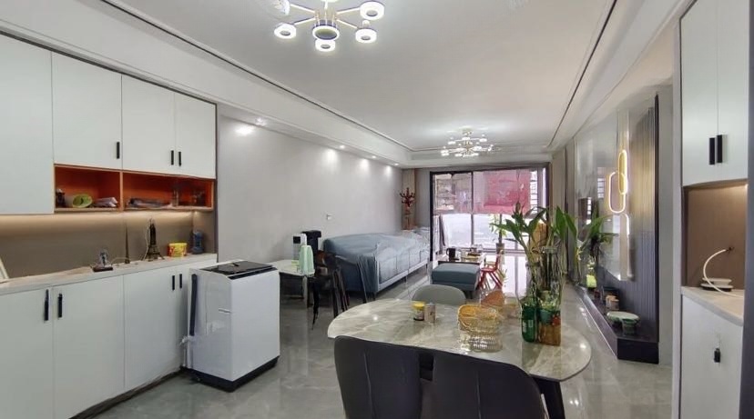 329，捡漏，沔街，御湖世家，精装大三房，9.5成新，诚心出售