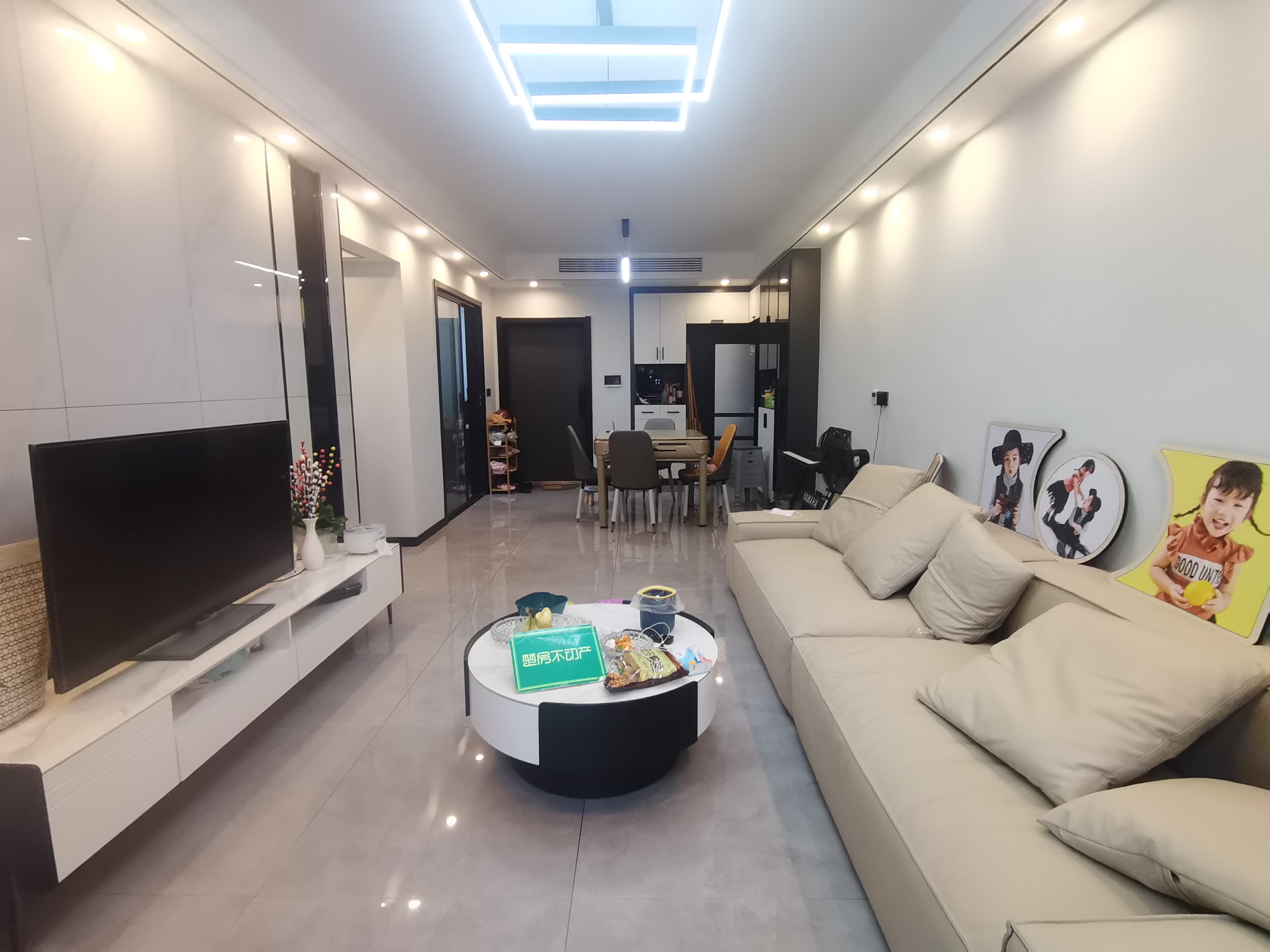 森林国际翡冷翠全新装修三房房东诚意出售