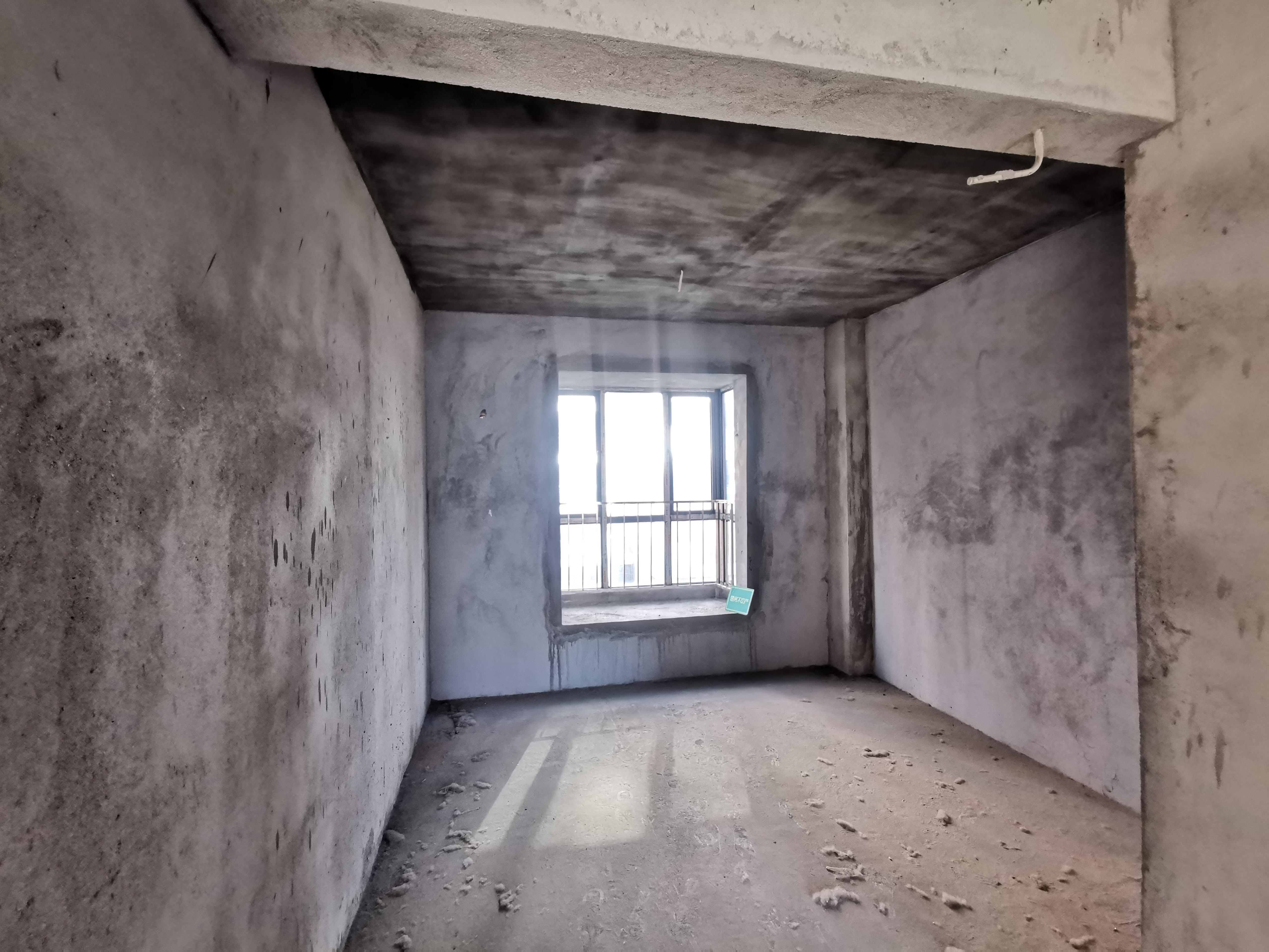 城南中芯紫金城大三房双阳台证满二楼层采光超好学笑都很近诚心出售看房方便