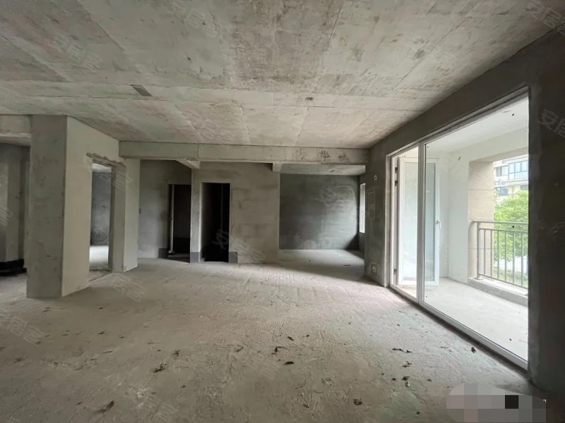 382，急售，城南，交投满庭春，电梯洋房，单价3500，诚心出售，双阳台