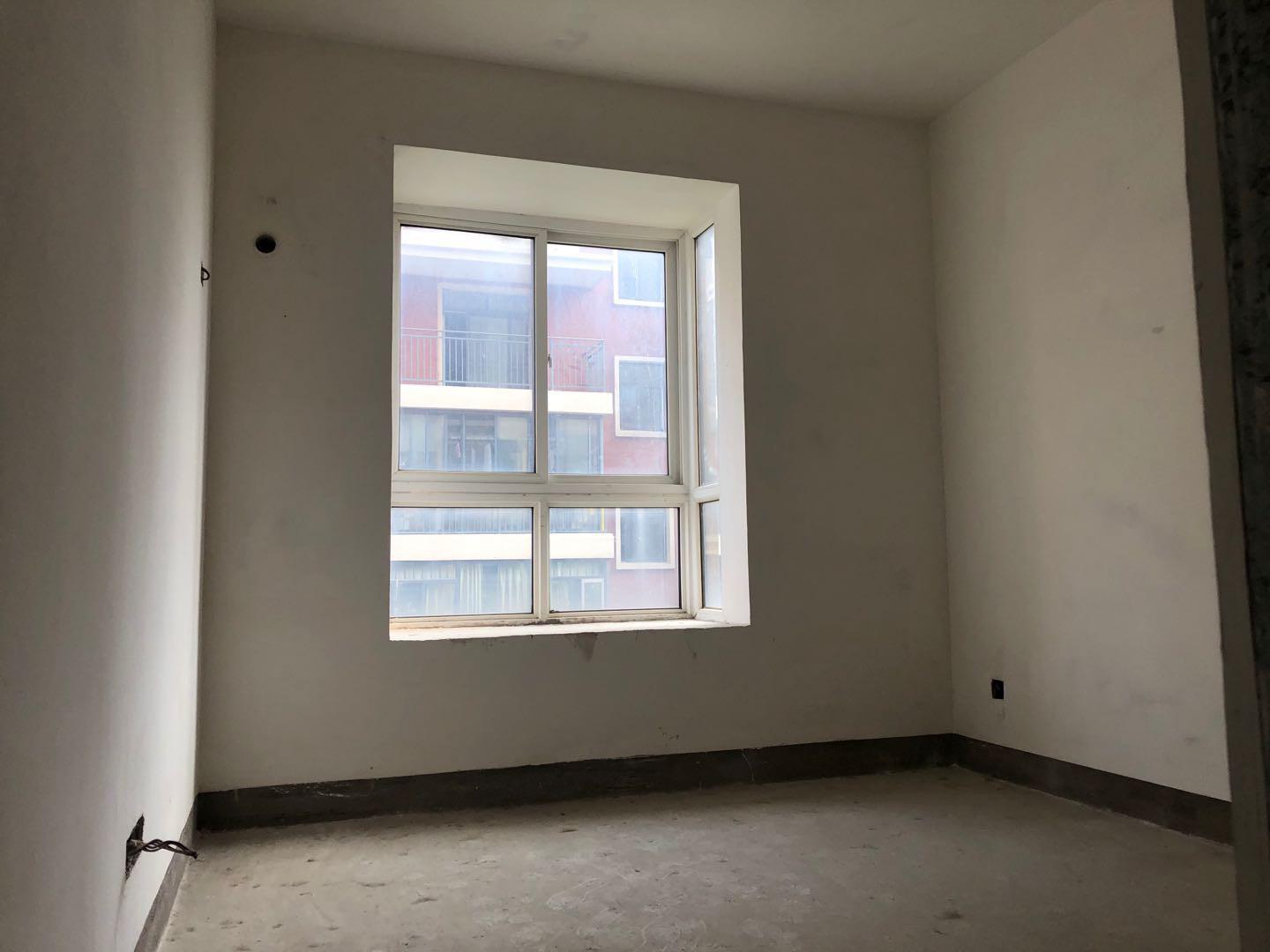 捡漏，城南，森林国际，单价3000，步梯洋房4楼，证满二