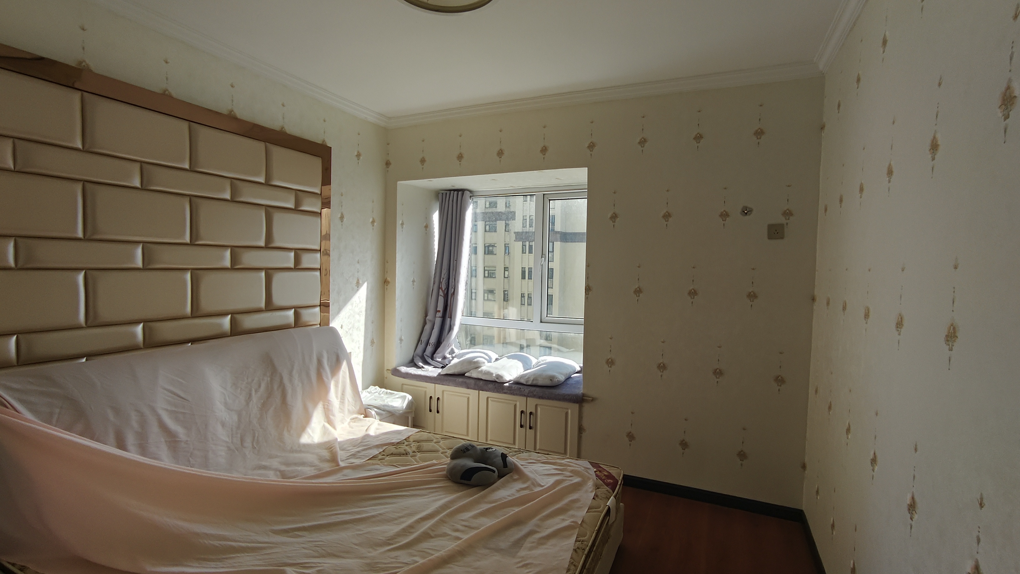 和合国际.精装三房两卫.证件满二.小区环境好.看房方便