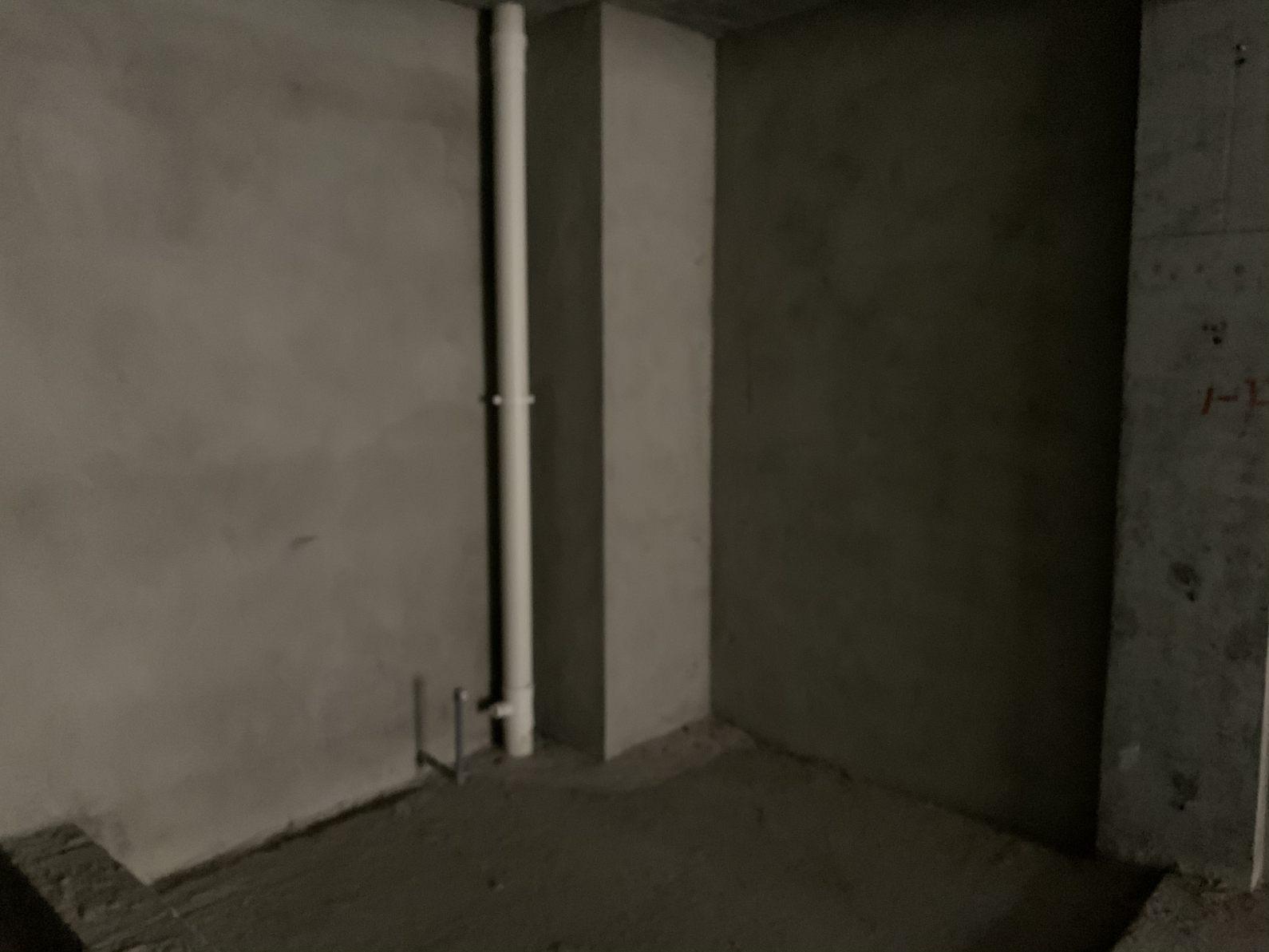 新城壹号五期，毛坯2房，67平，契税已交，不满二年