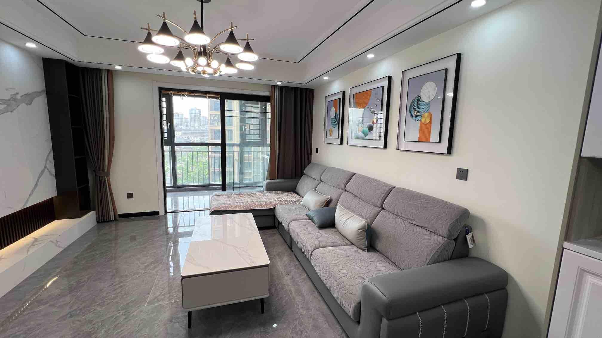 房东诚心出售，城南-森林国际，湖景房全新精装大三房，队口2中2小