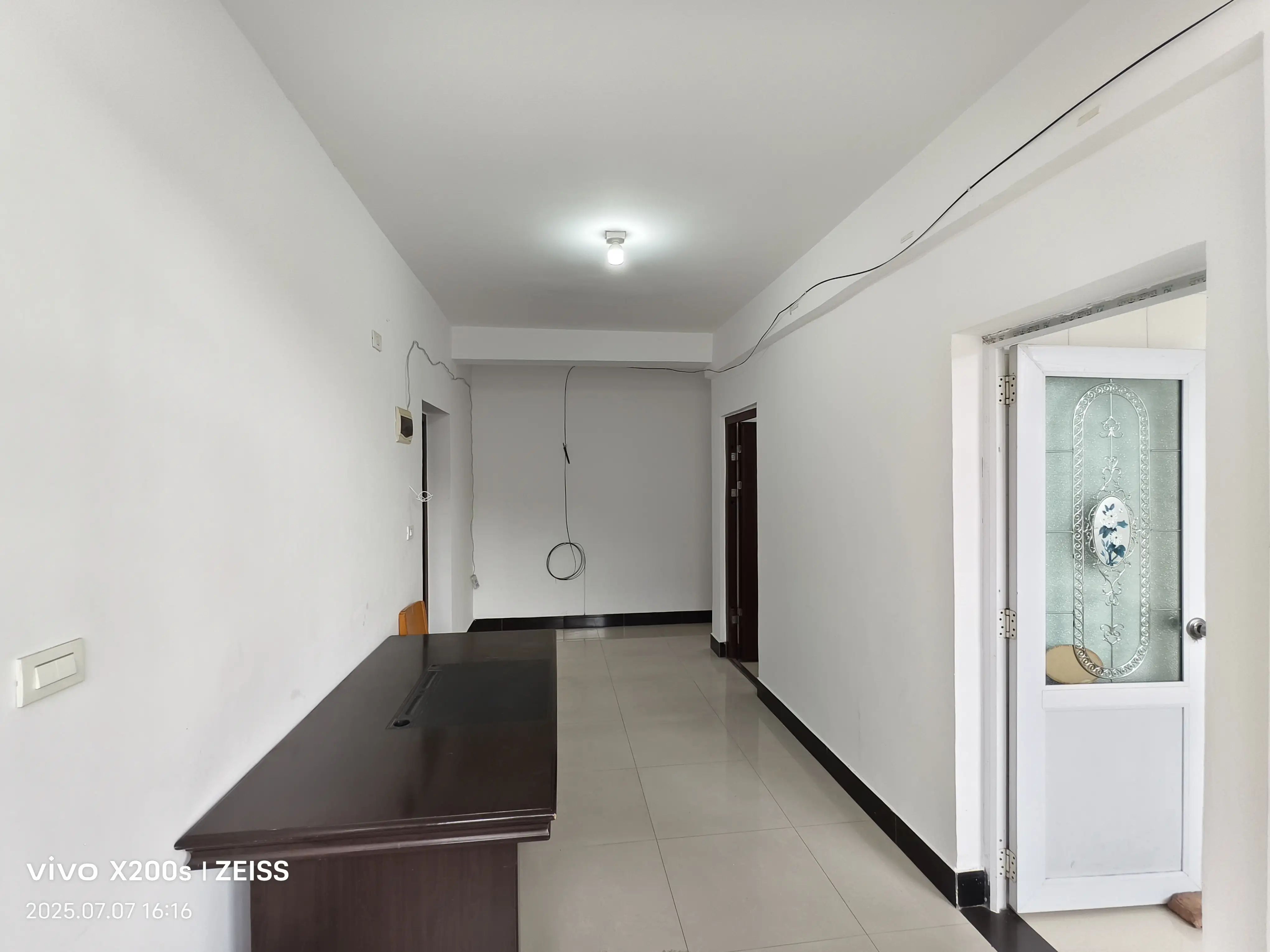 沙嘴公安局后面地段好出行方便优价出售！