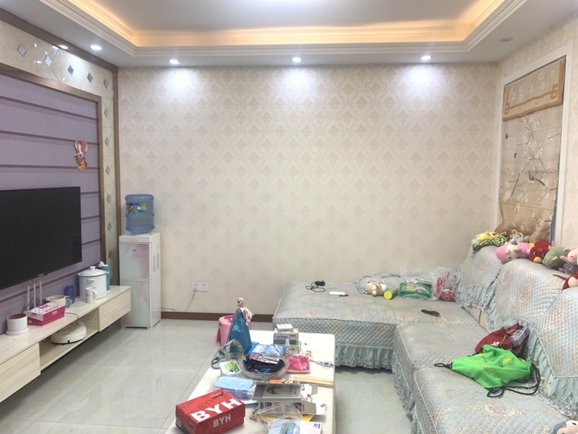 新景园，电梯小高层！精装修