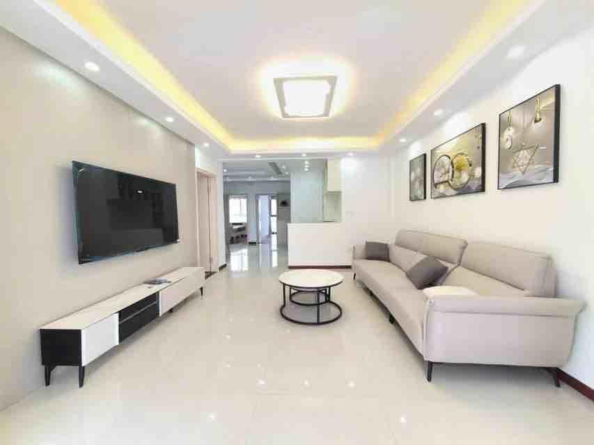 城南5字出头，带精装修，周边配套齐全小区！