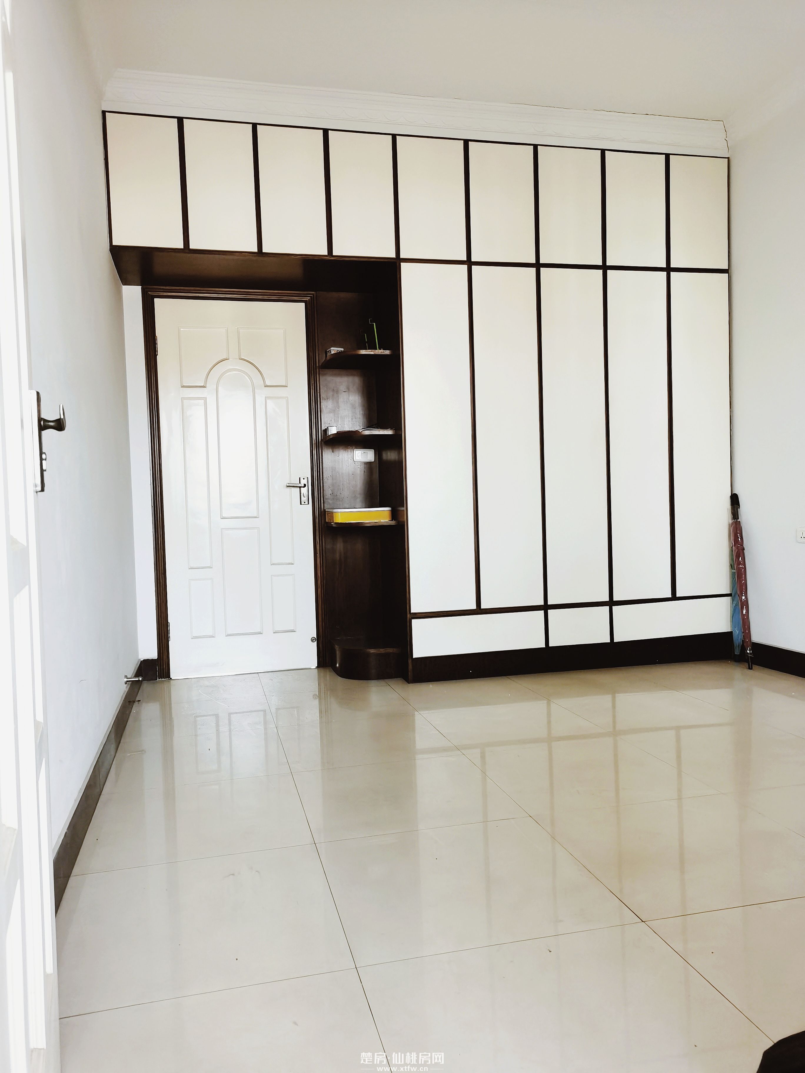 宏达路皮肤医院旁联建综合楼五楼502（160平方米）出租