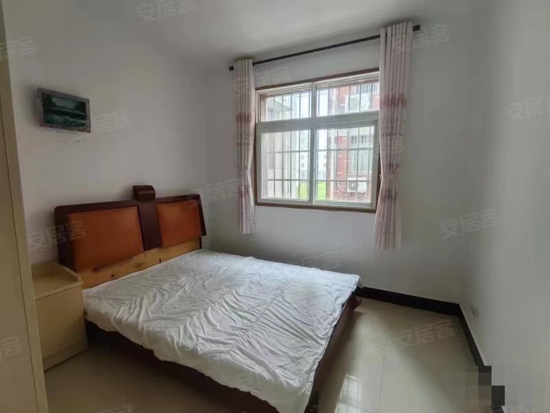 116，中百仓储旁，奥运小区，精装三房，成色新，证件齐全