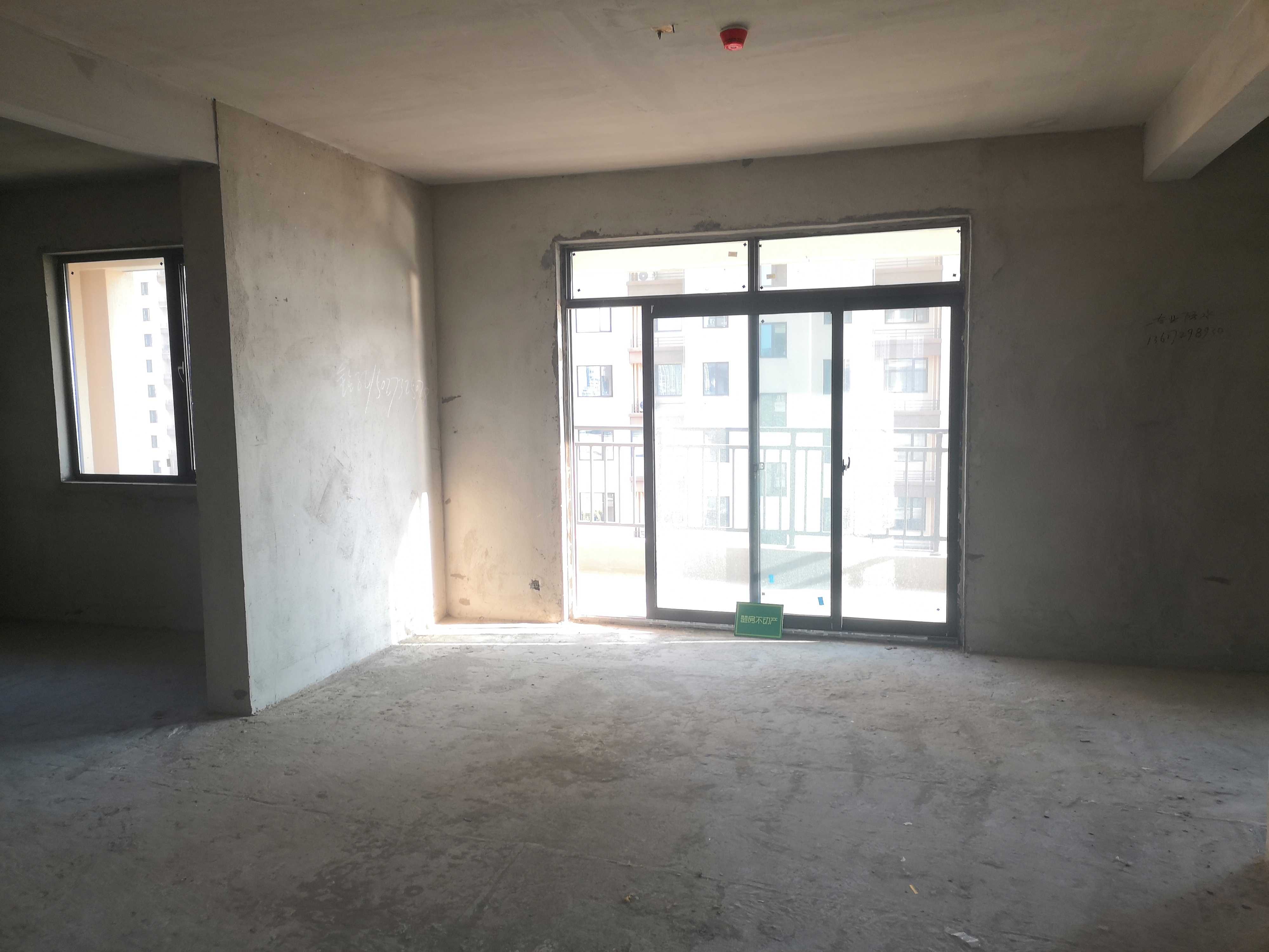 荣怀 两梯两户大三房 小区环境好 人车分流 次新小区 上学方便