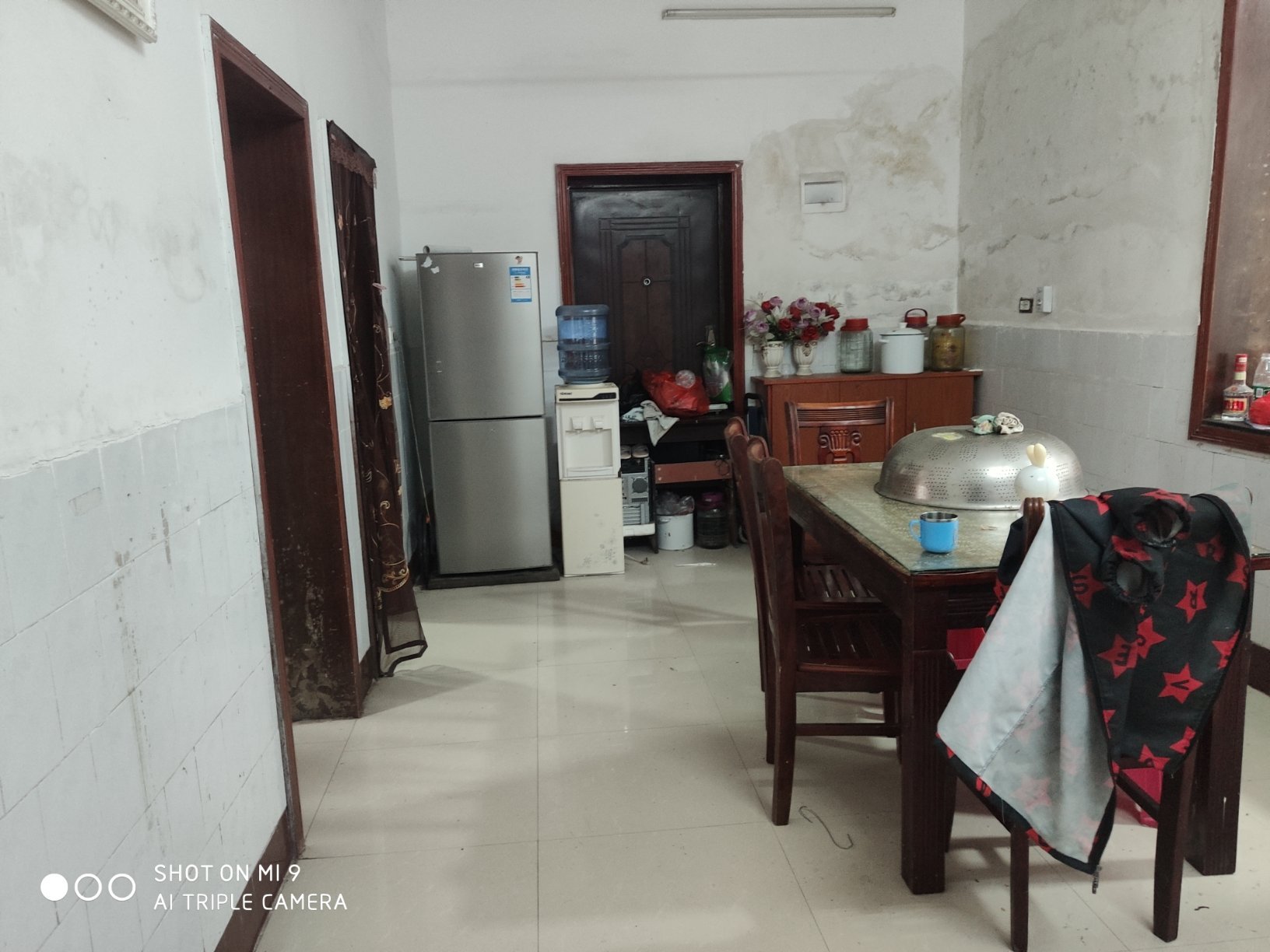 城东加油站工艺苑地理位置非常优越，房东急售。