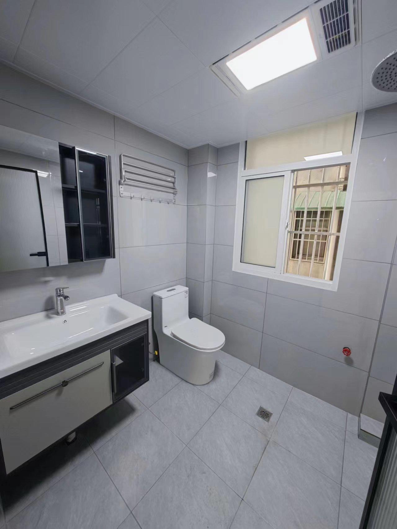 东区车站华宝小区