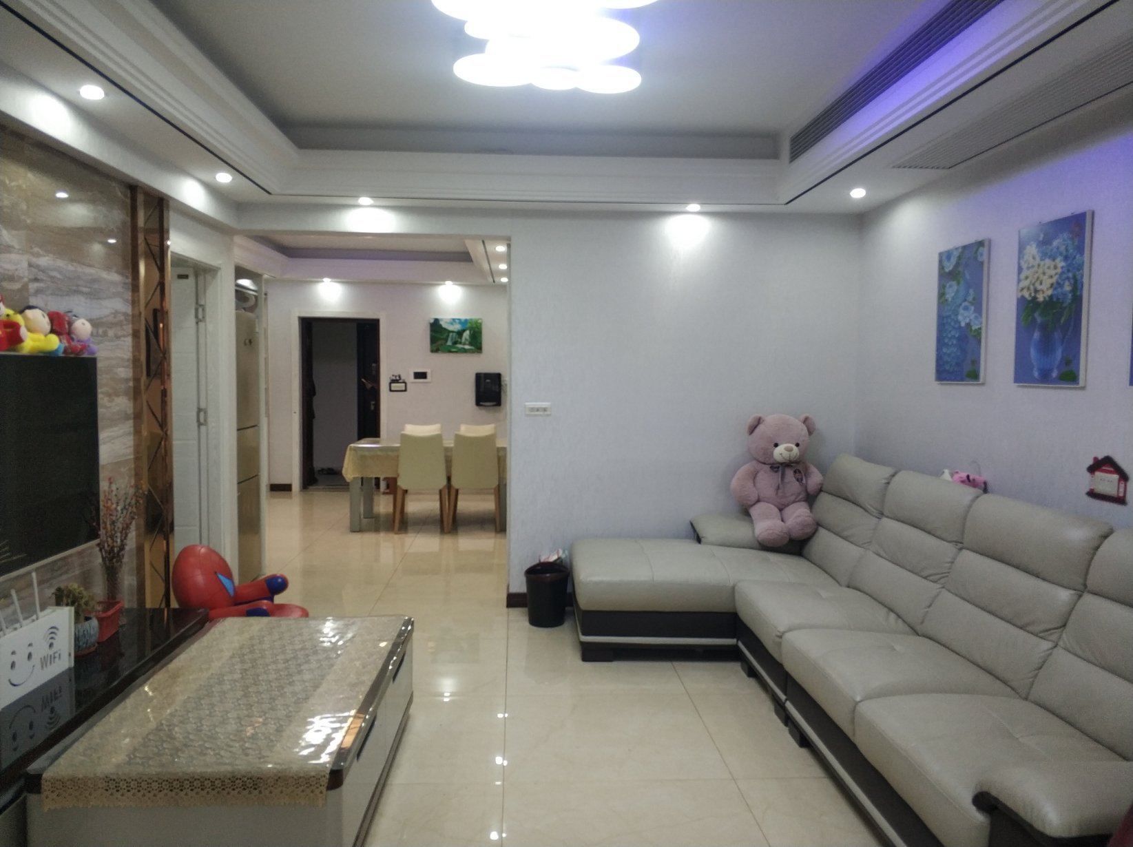 元泰未来城湖景房，三房两厅两卫全屋中央空调定制装修好