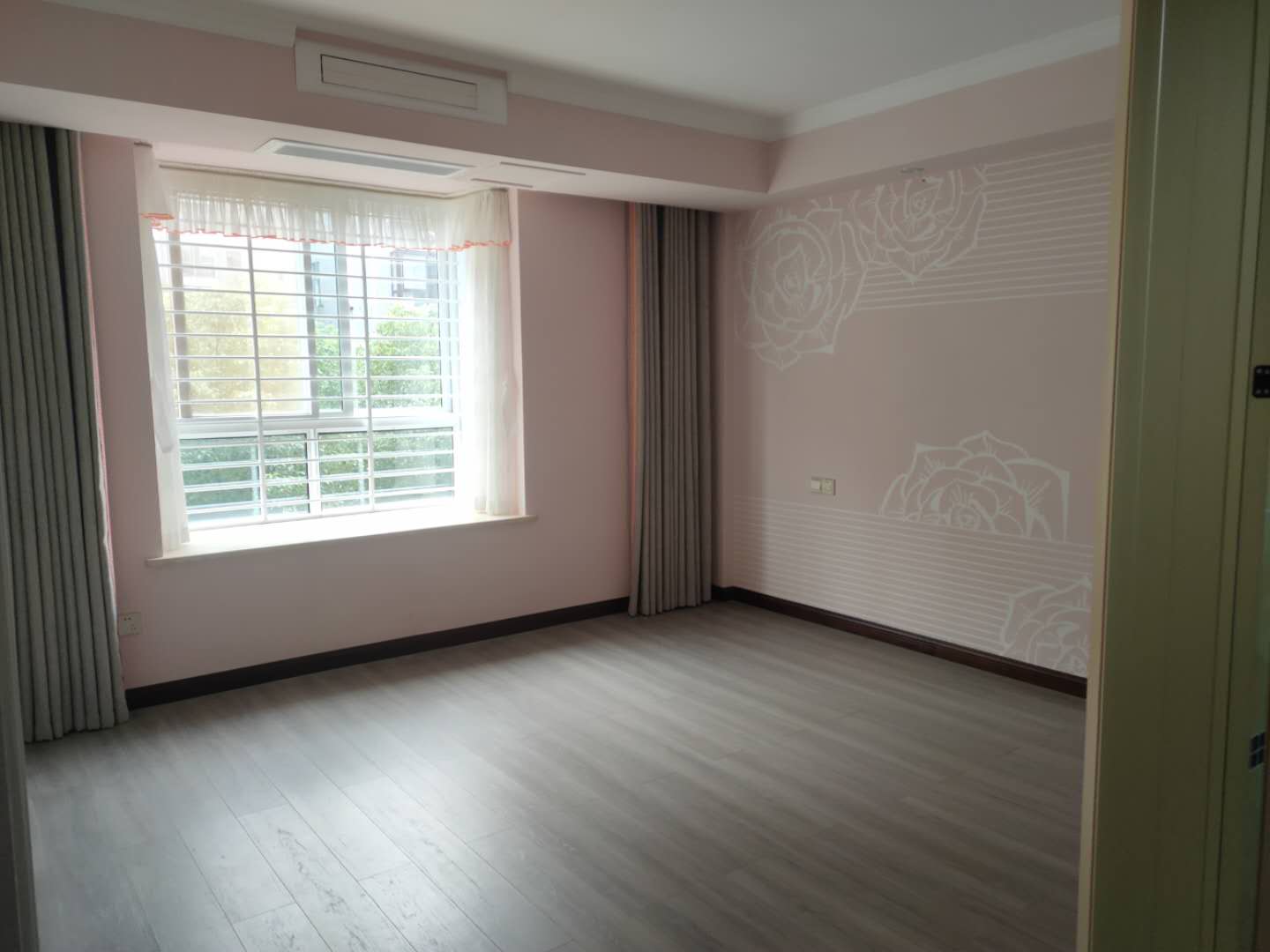 和园公馆精装三房全新未住全屋品牌订制业主诚意出售