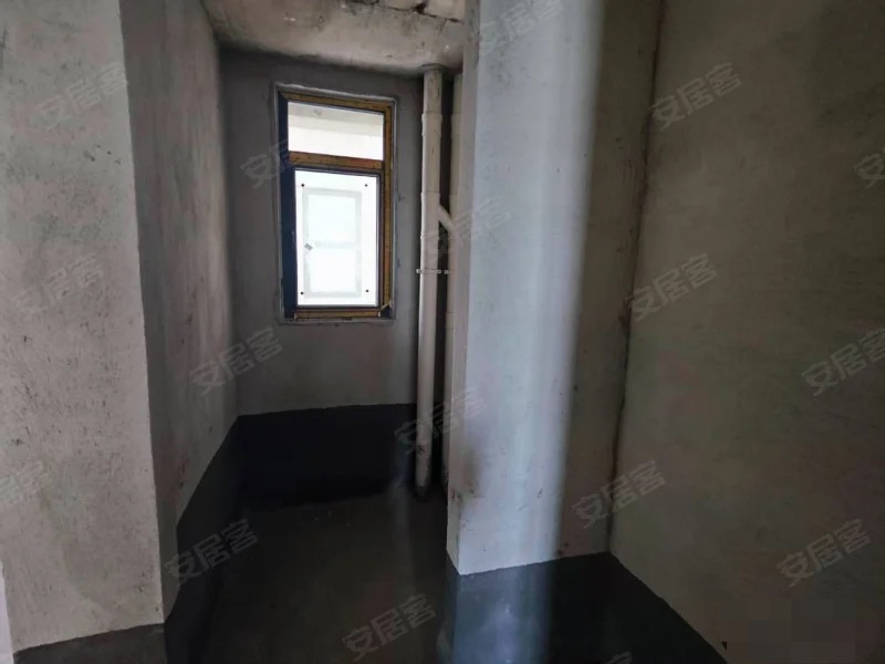 407，亏血本，捡漏，城南，毛坯三房，视野采光好，手慢无，